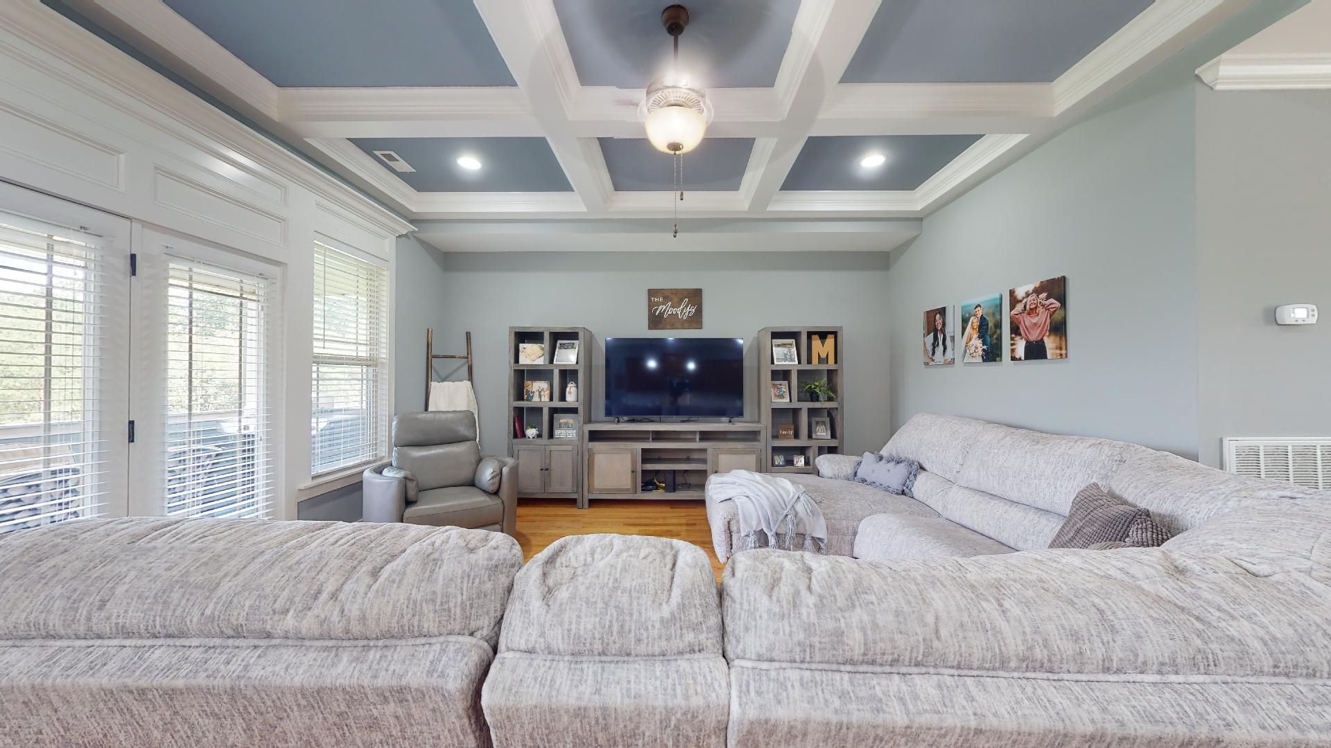2171 Volunteer Drive SW