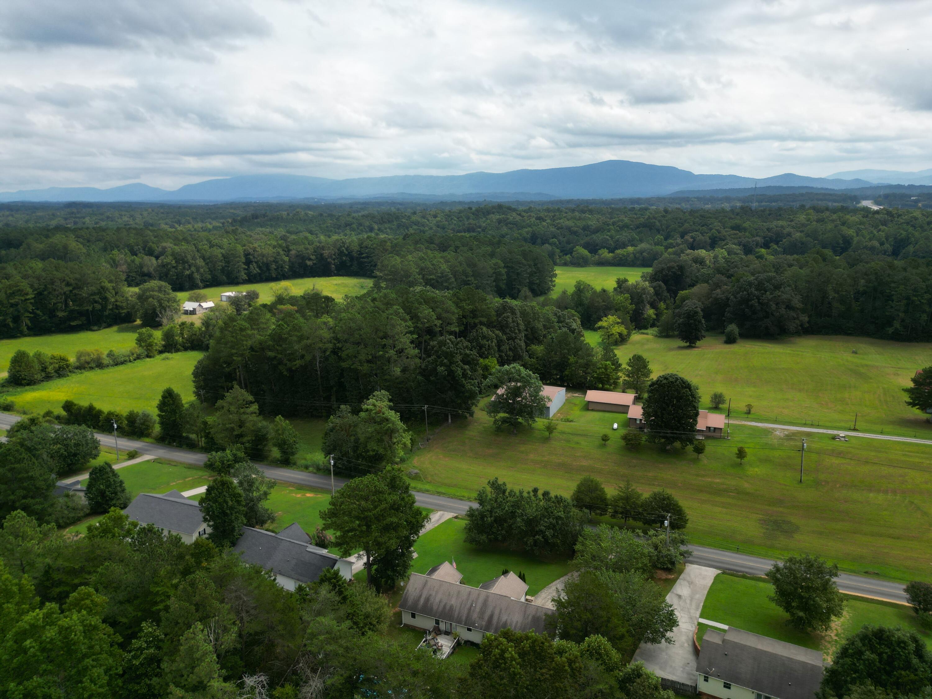 126 Ocoee Hills Drive NE