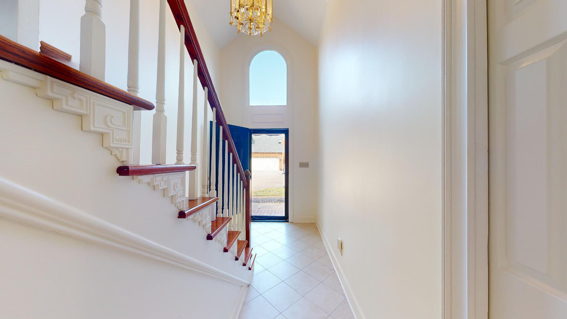 15 Acorn Lane NE