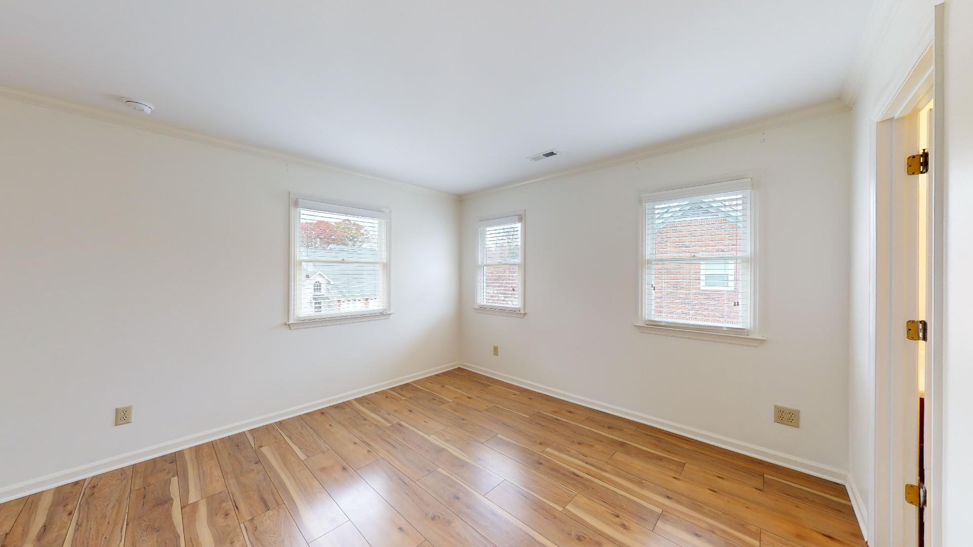 15 Acorn Lane NE