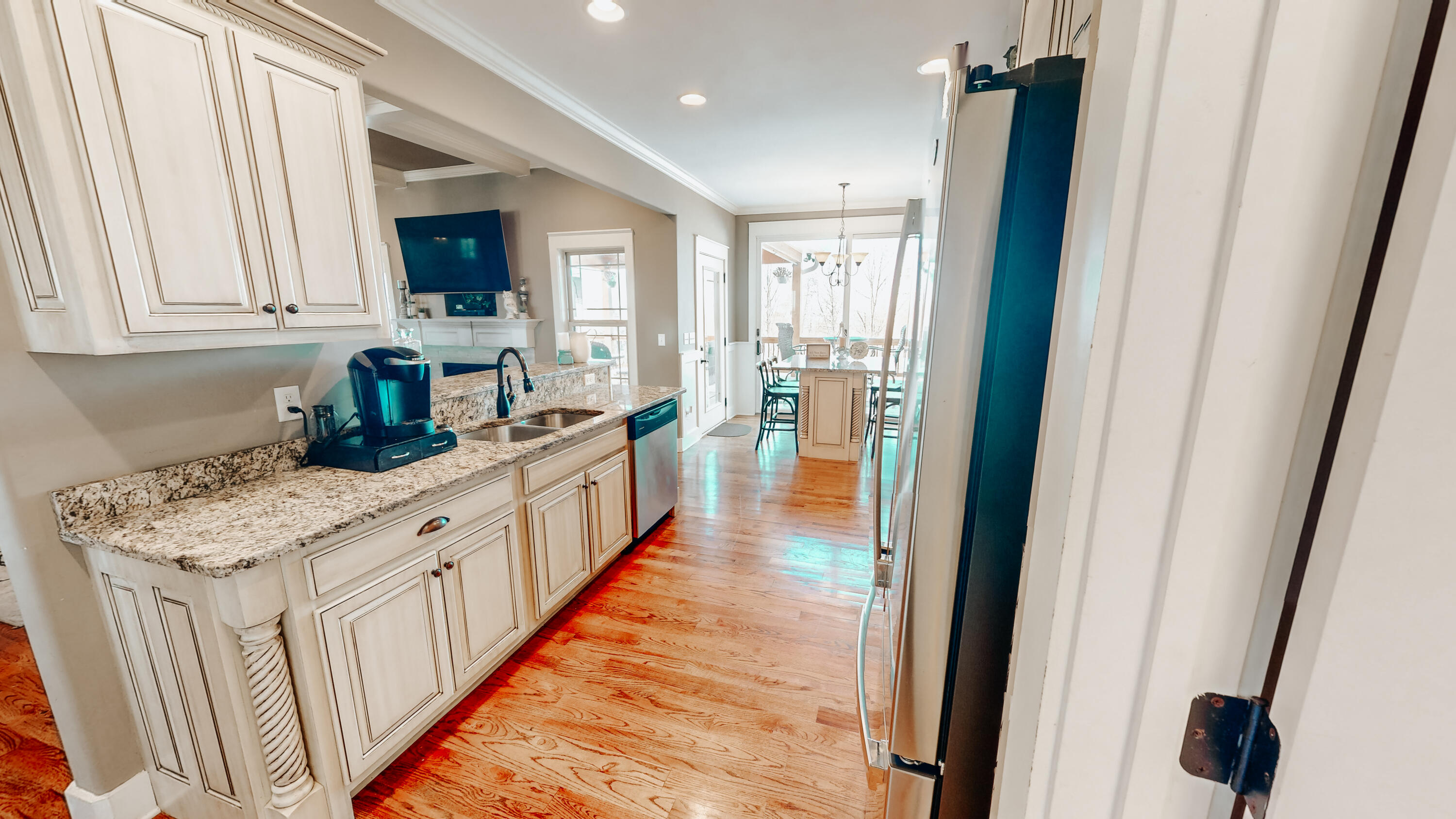 2111 Volunteer Drive SW