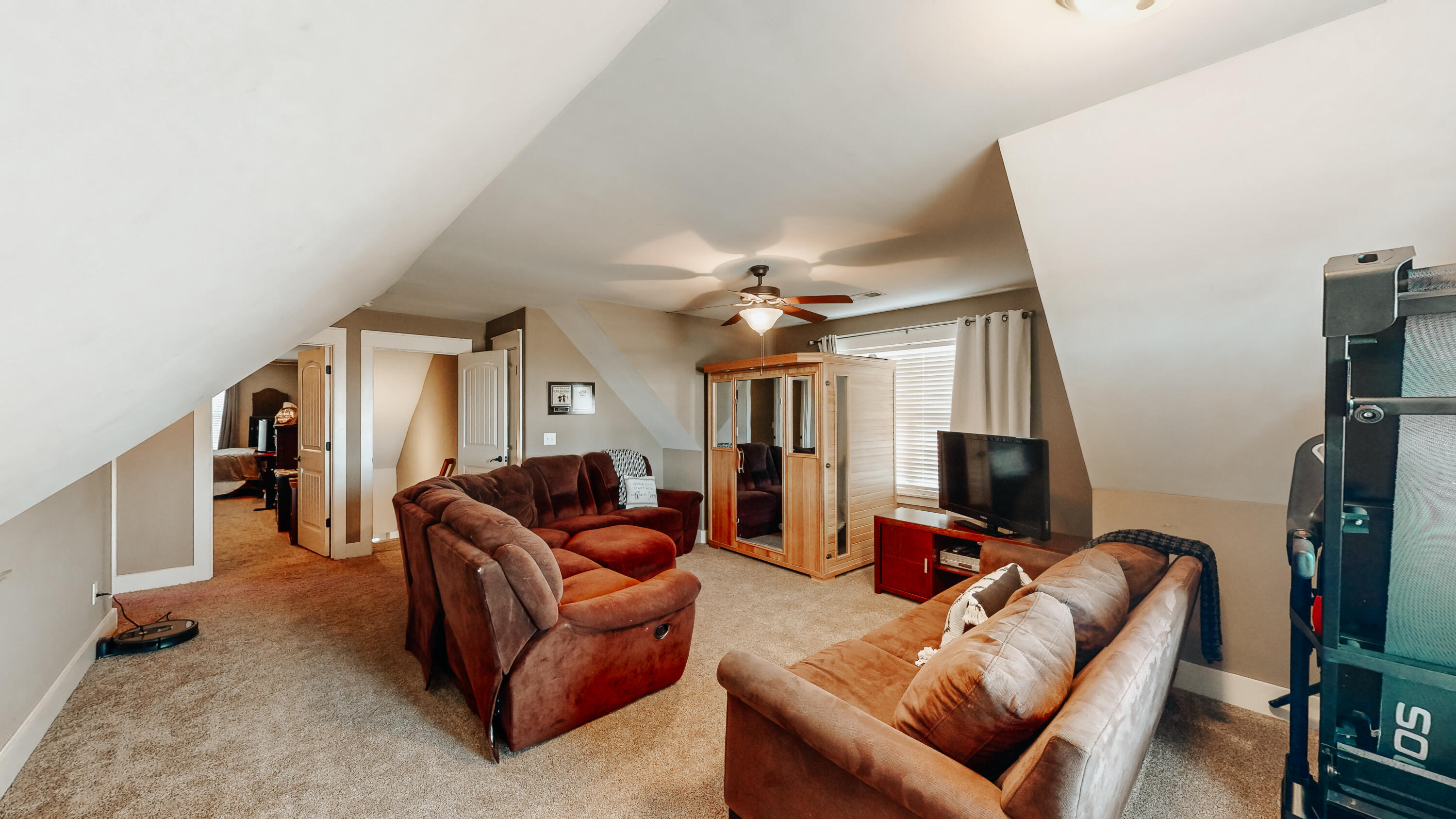 2111 Volunteer Drive SW