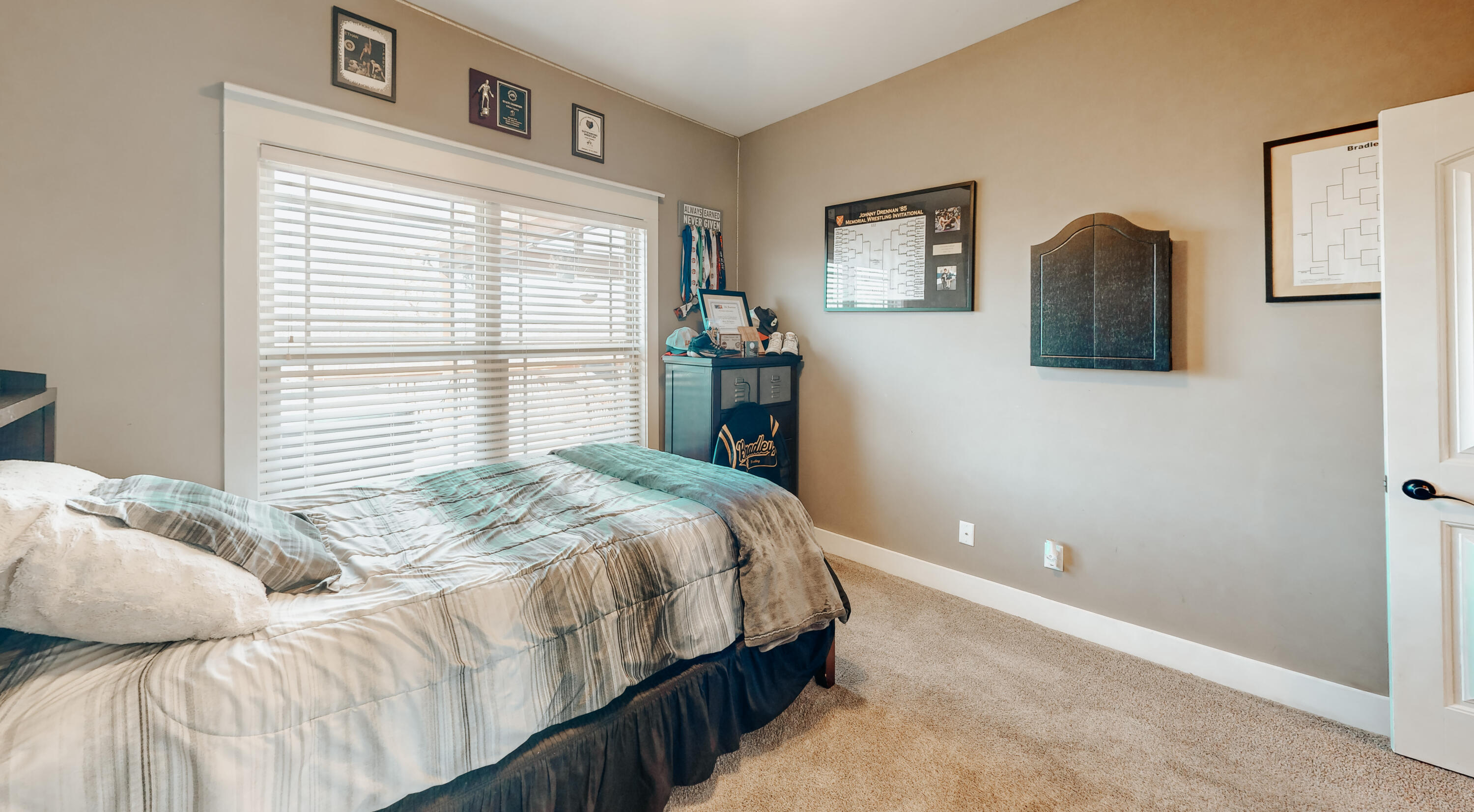 2111 Volunteer Drive SW