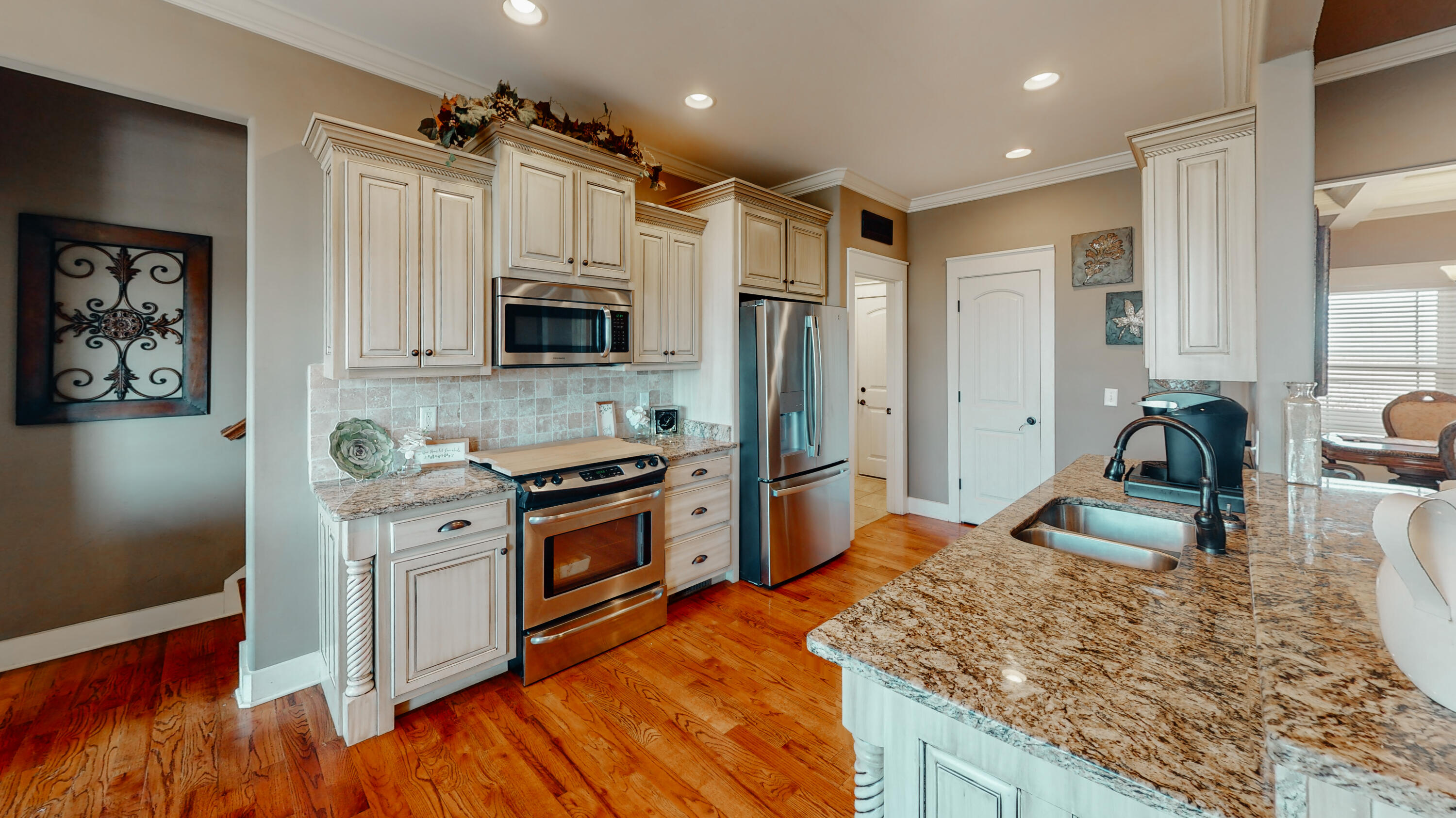 2111 Volunteer Drive SW