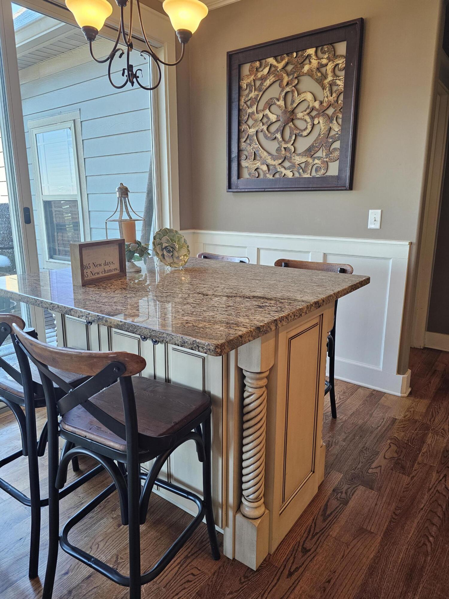 2111 Volunteer Drive SW