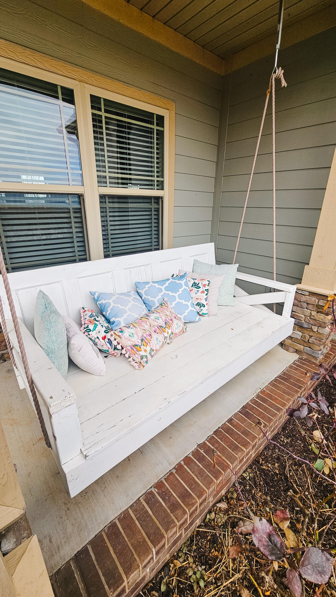 2111 Volunteer Drive SW
