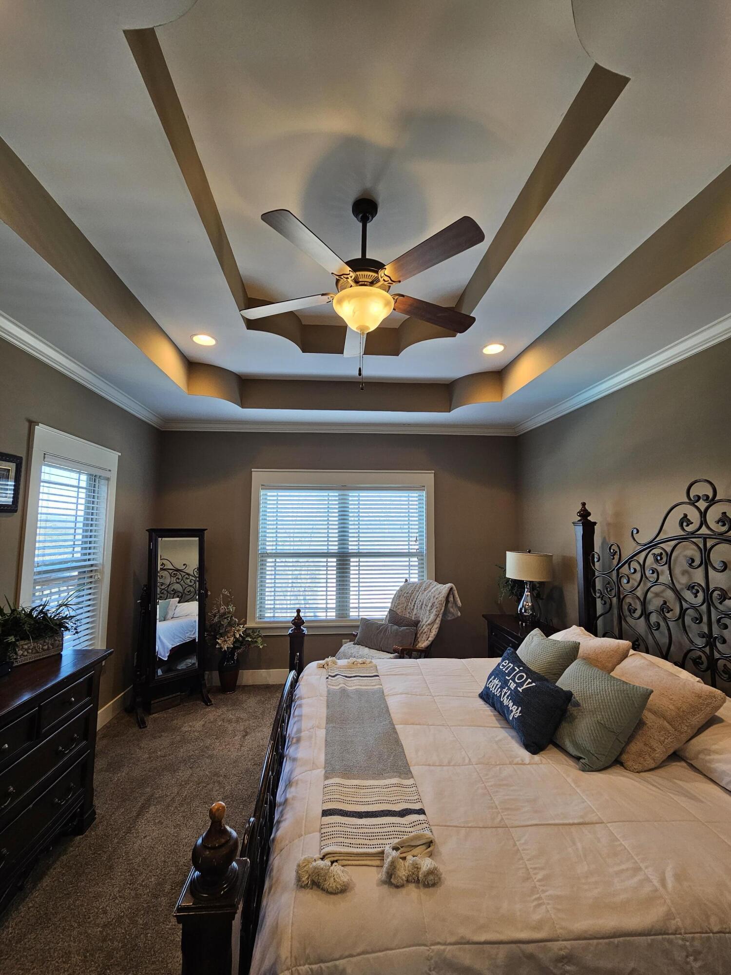 2111 Volunteer Drive SW