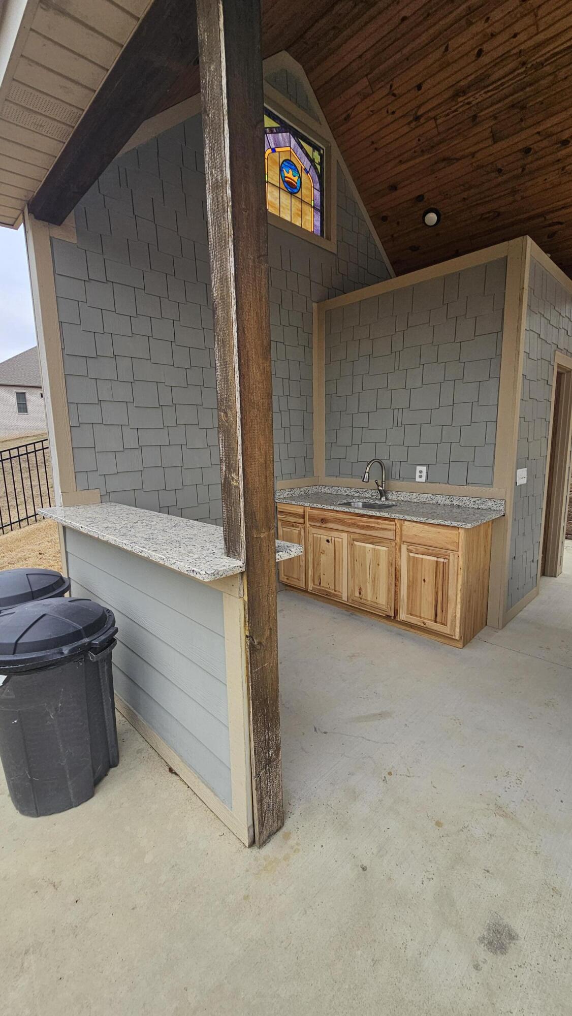 2111 Volunteer Drive SW