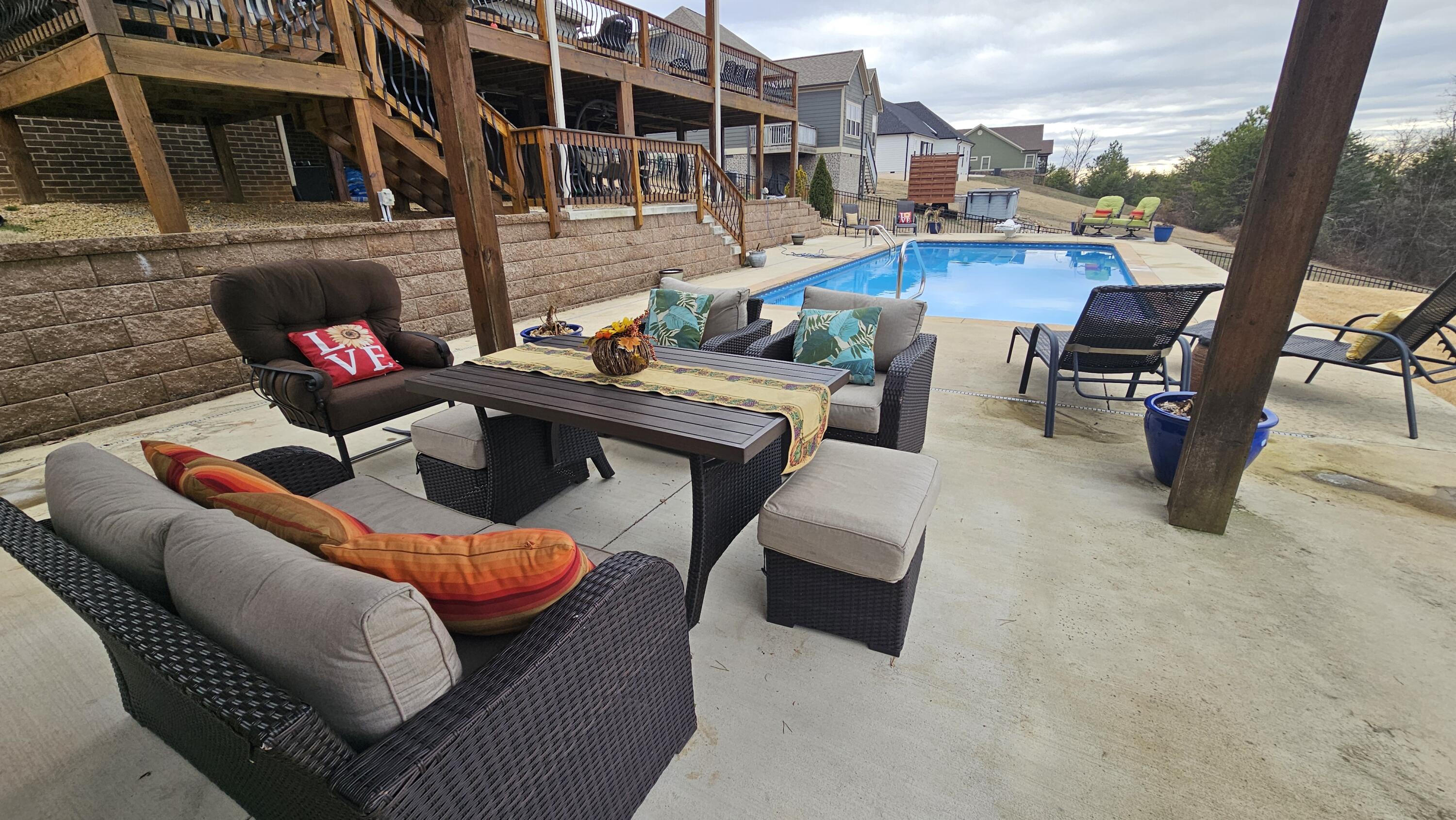 2111 Volunteer Drive SW