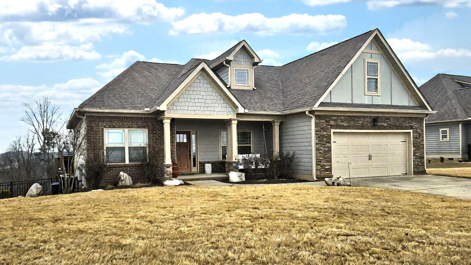 2111 Volunteer Drive SW