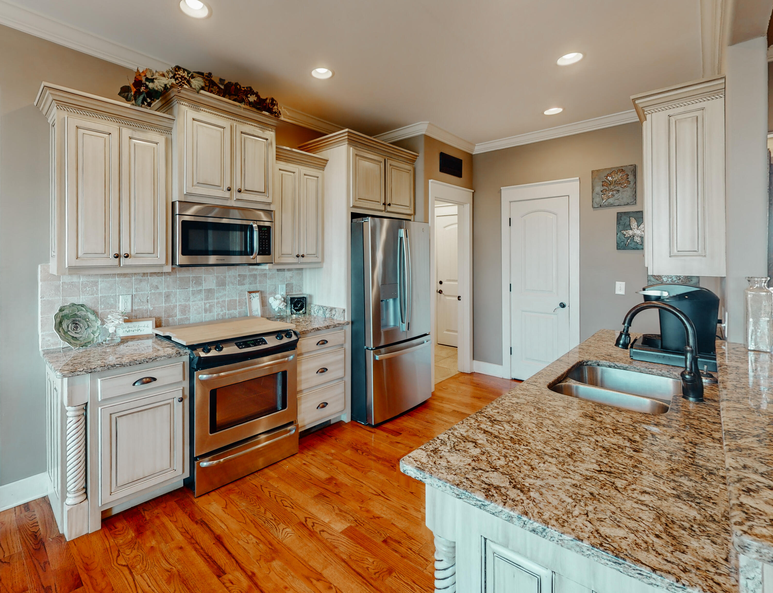 2111 Volunteer Drive SW