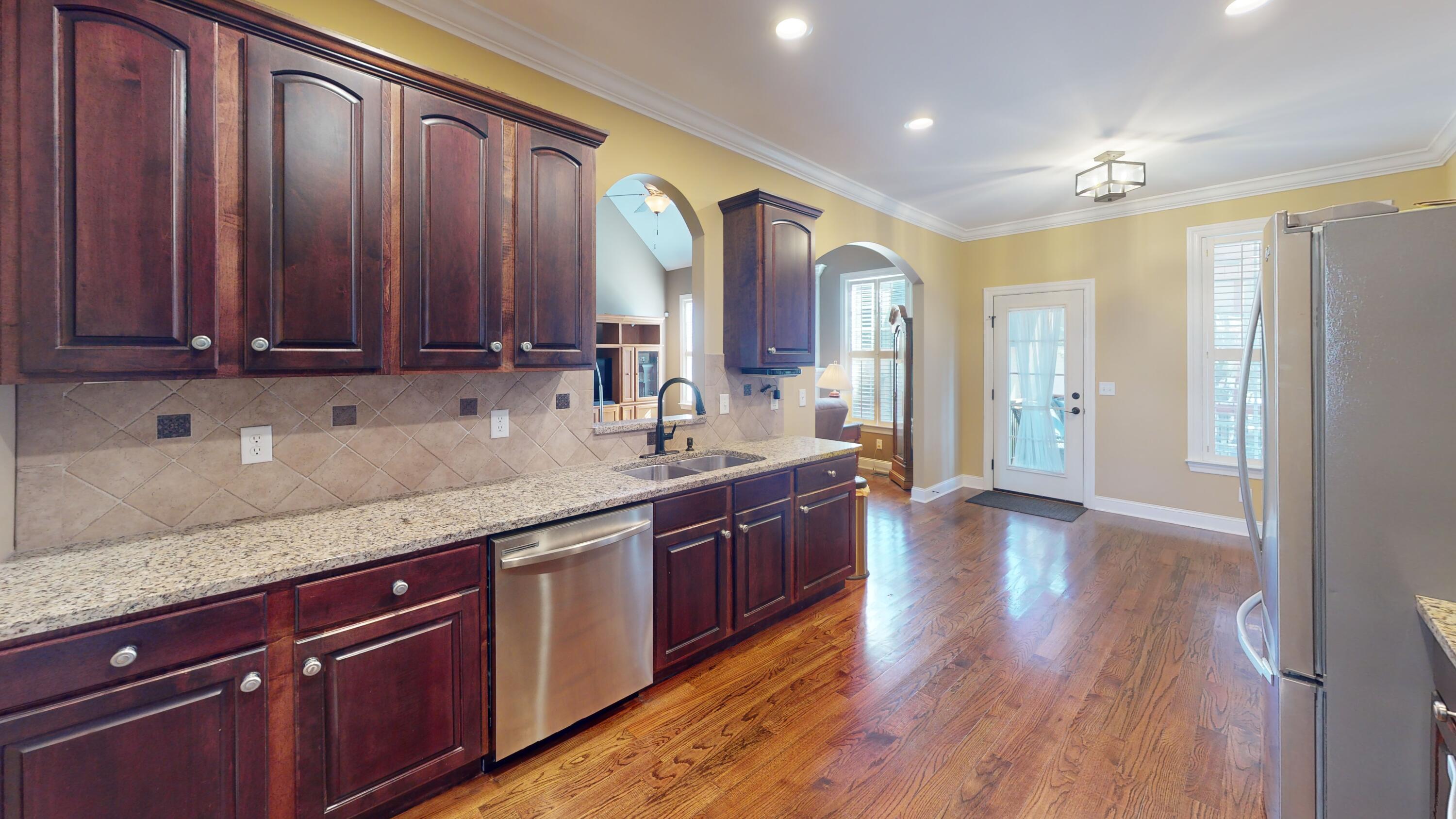 185 Eagle Creek Road NW