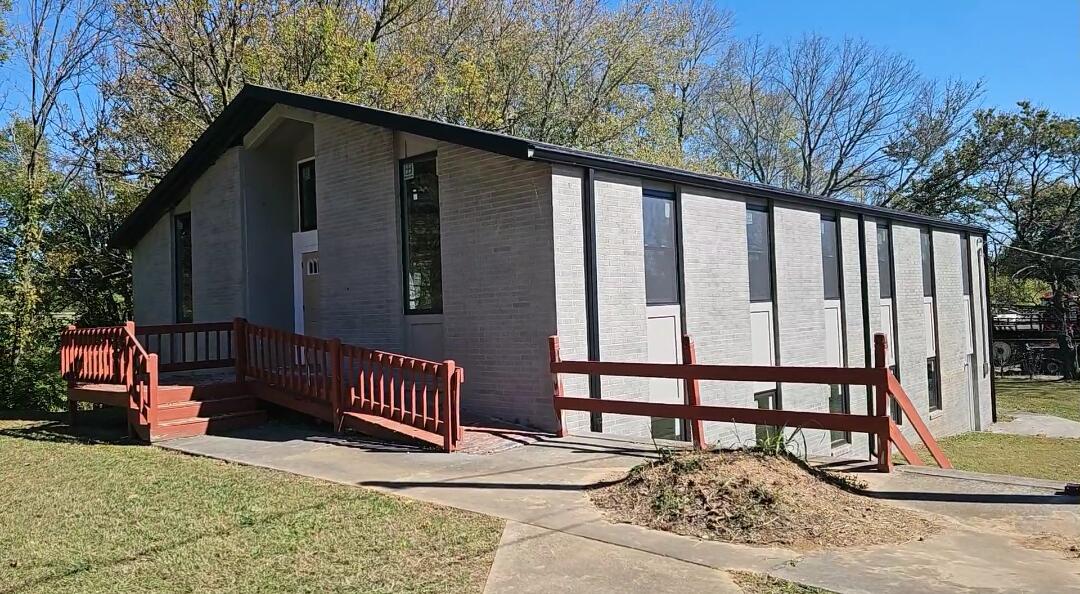 2611 Blue Springs Road SE