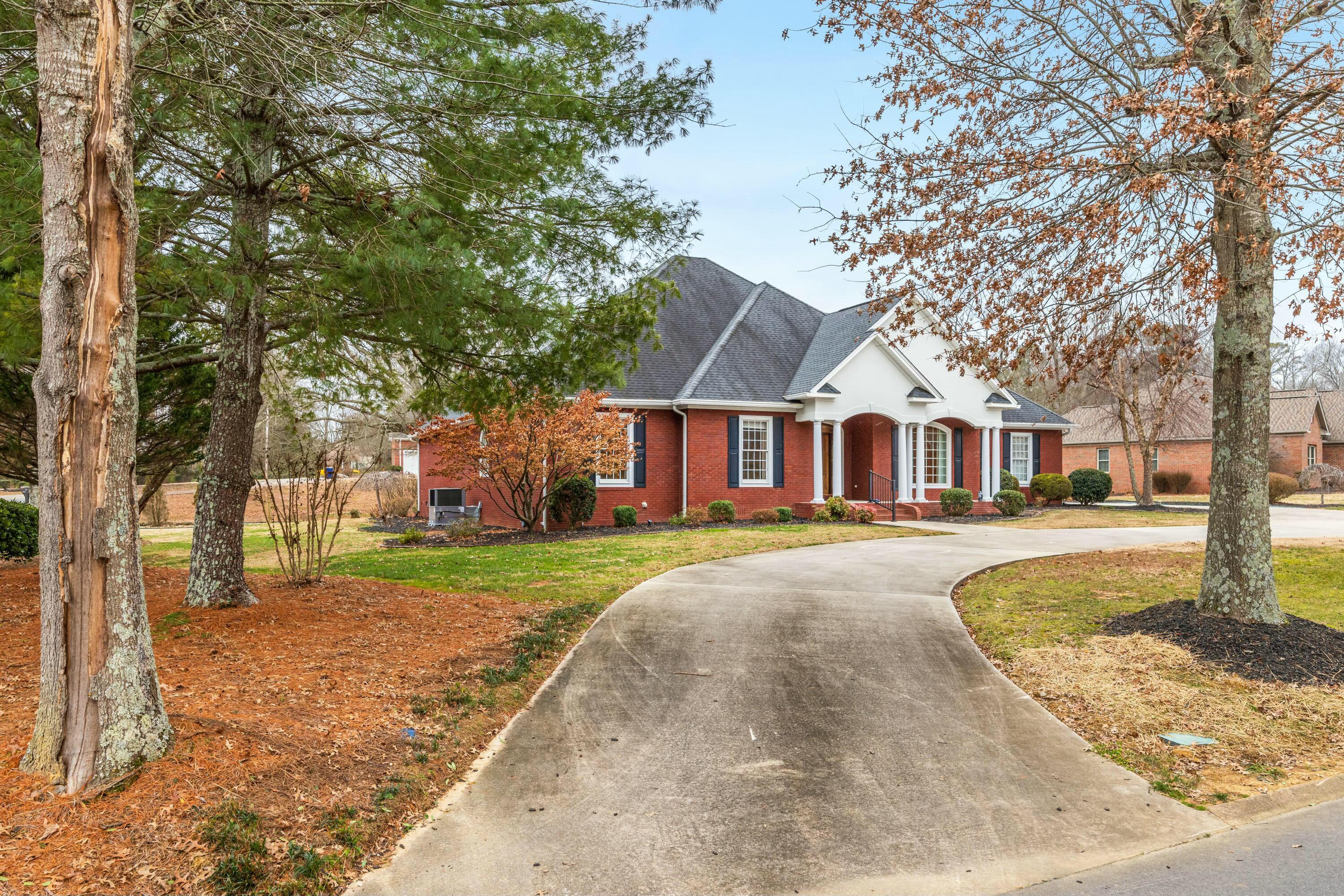 3415 Willow Oak Circle NW