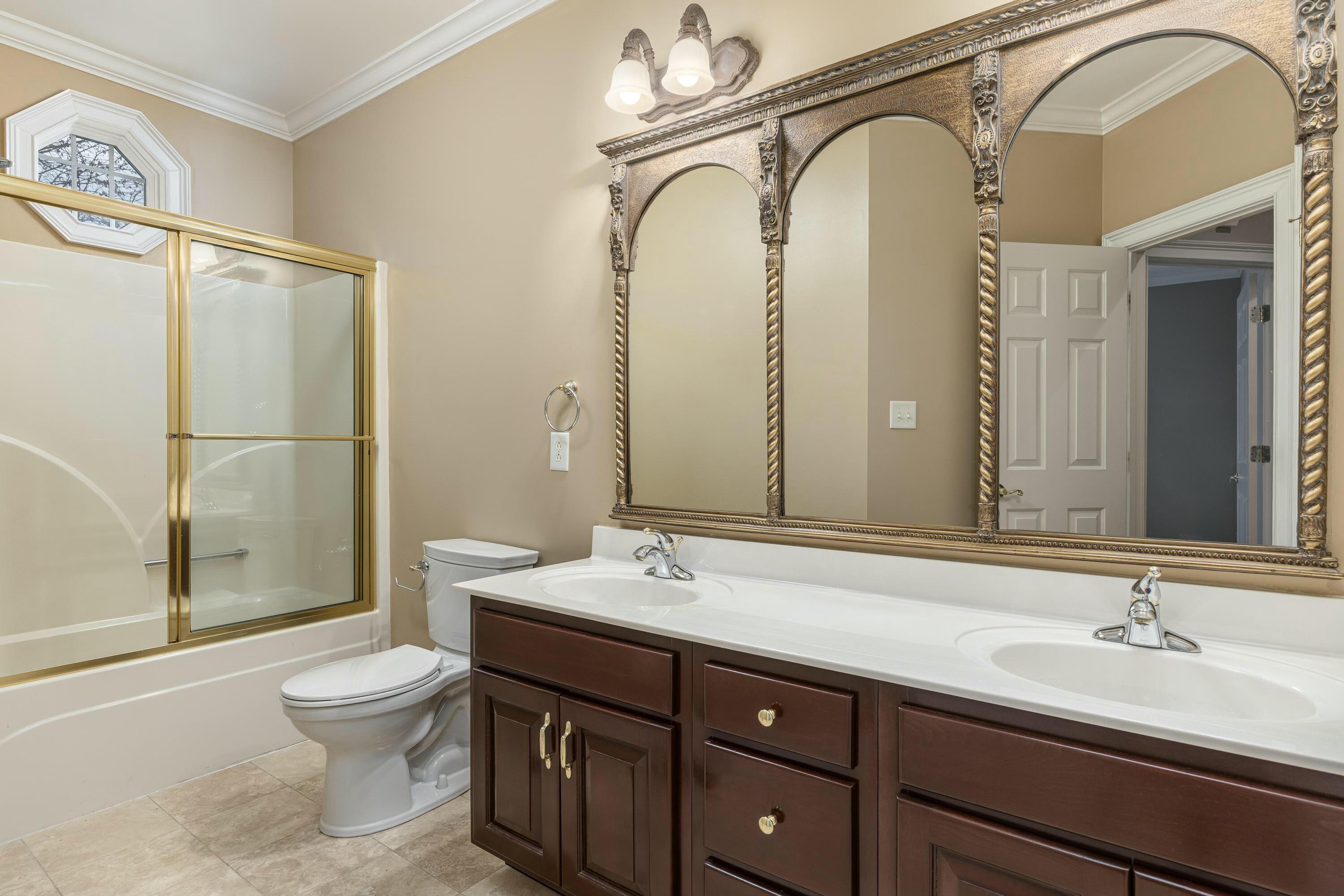 3415 Willow Oak Circle NW