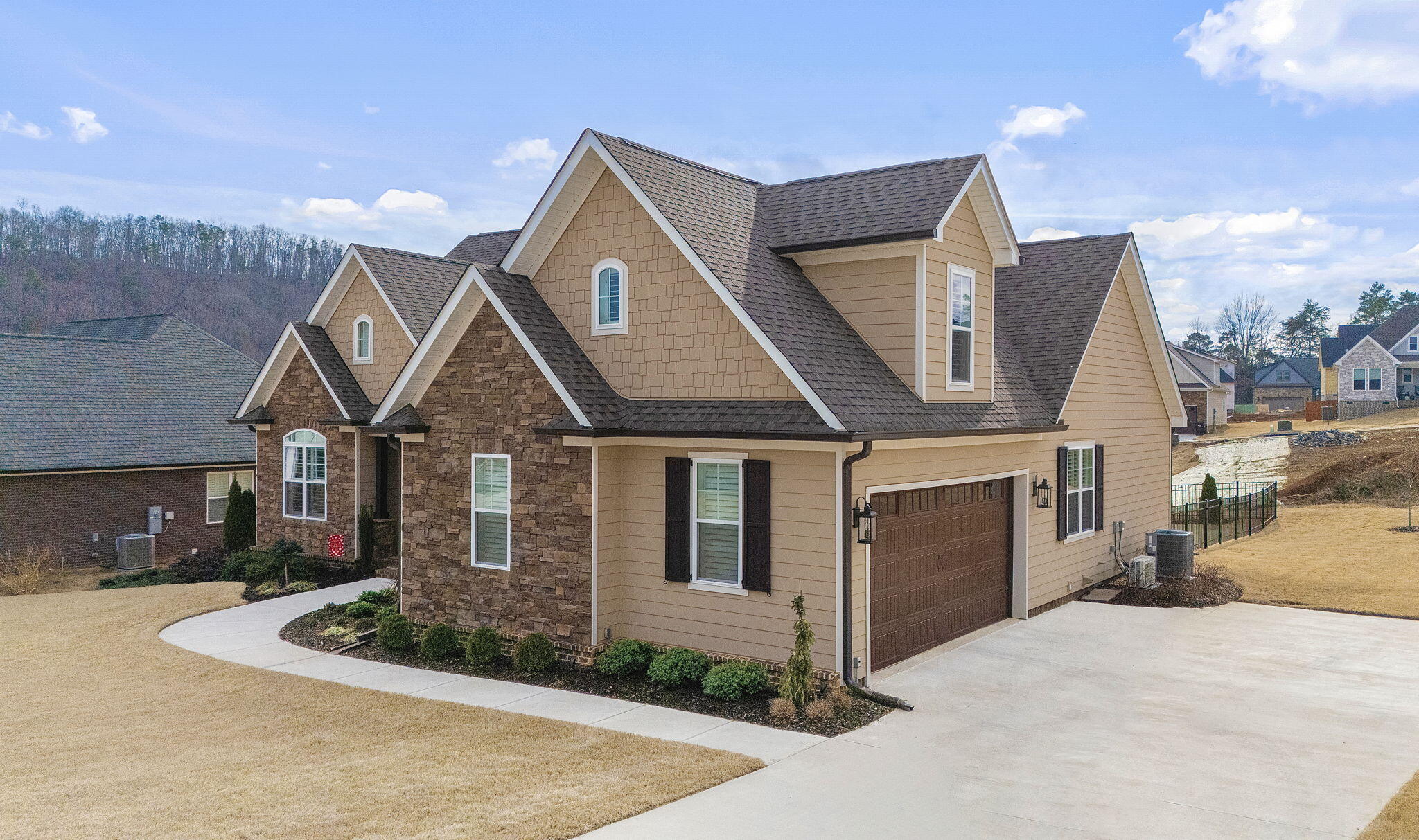 134 White Tail Lane NW