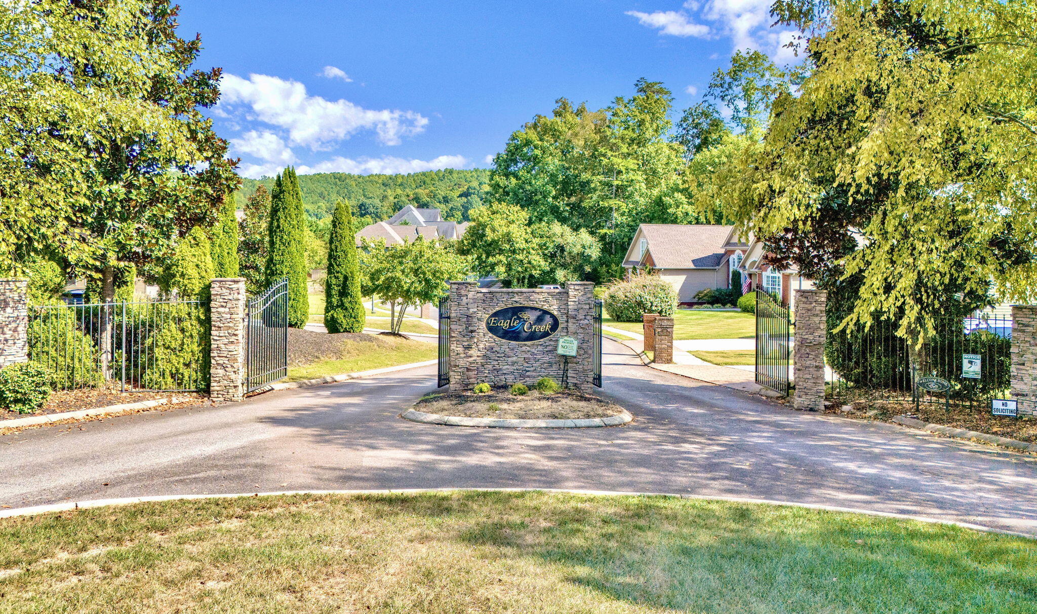 134 White Tail Lane NW