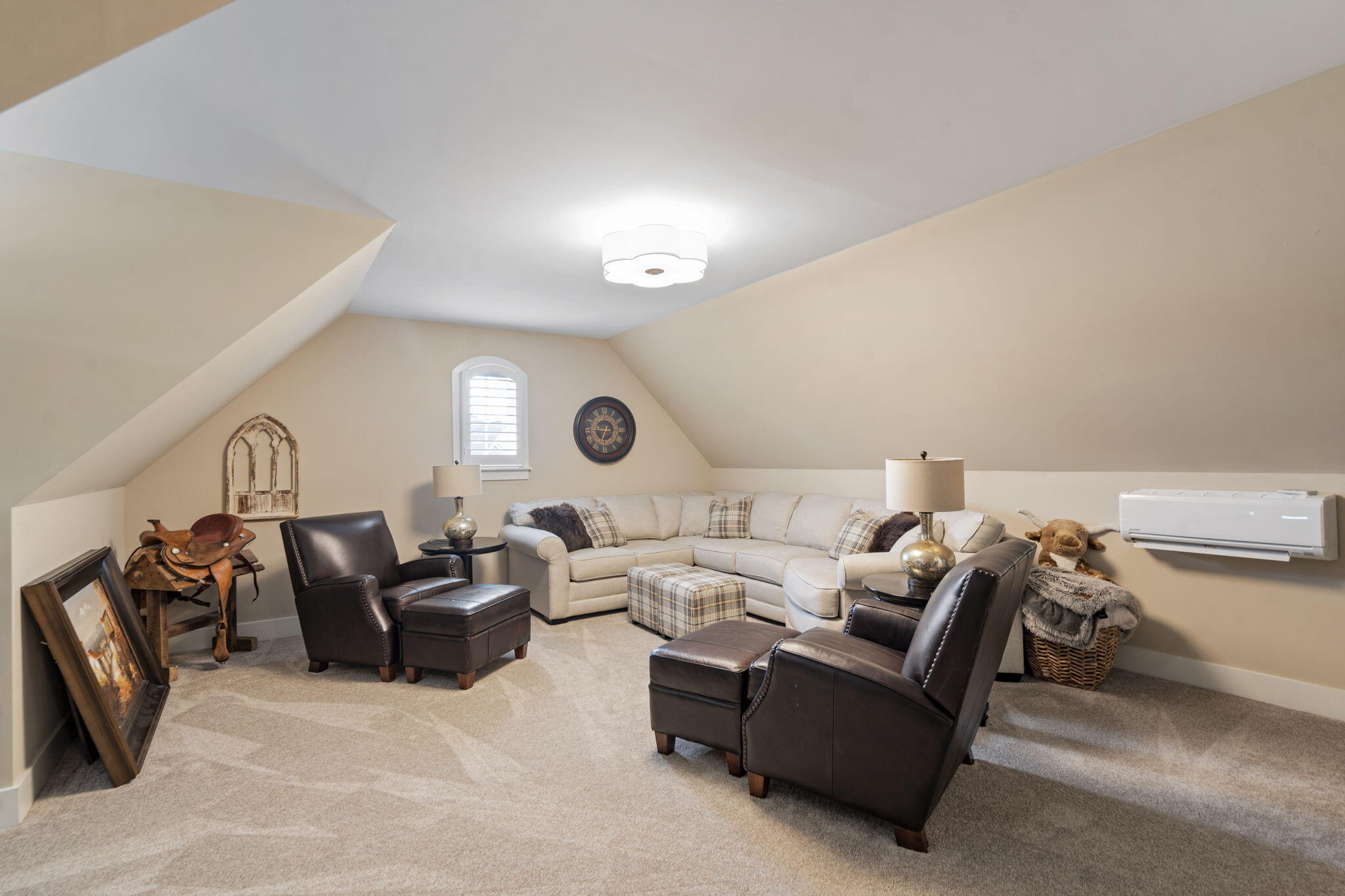 134 White Tail Lane NW