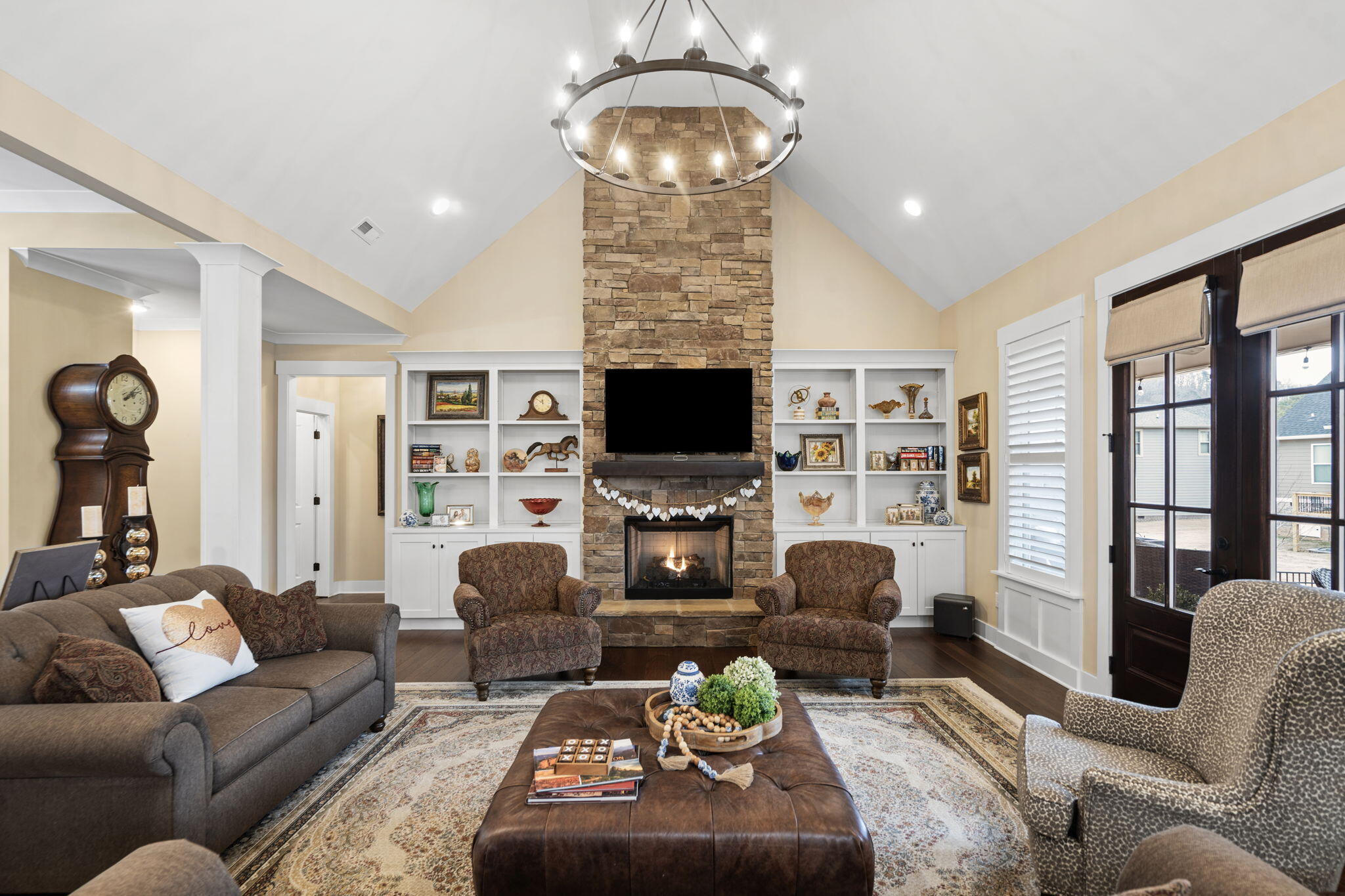 134 White Tail Lane NW