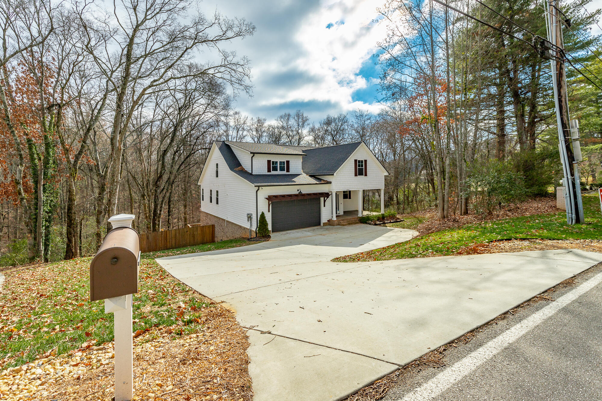 6314 Fairview Road