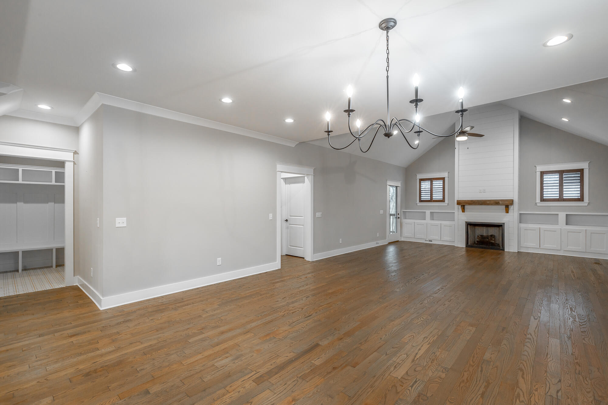 6314 Fairview Road