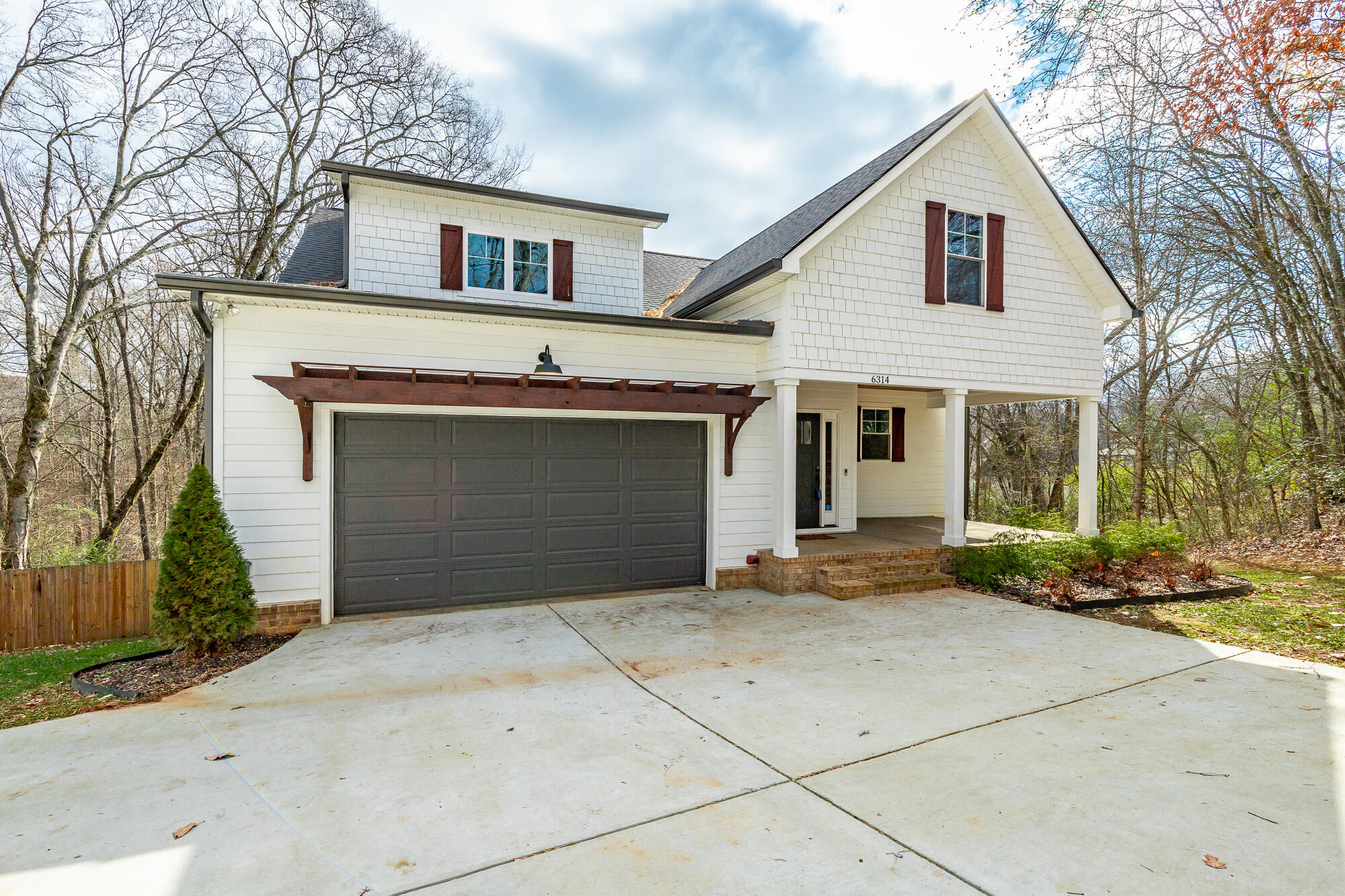 6314 Fairview Road