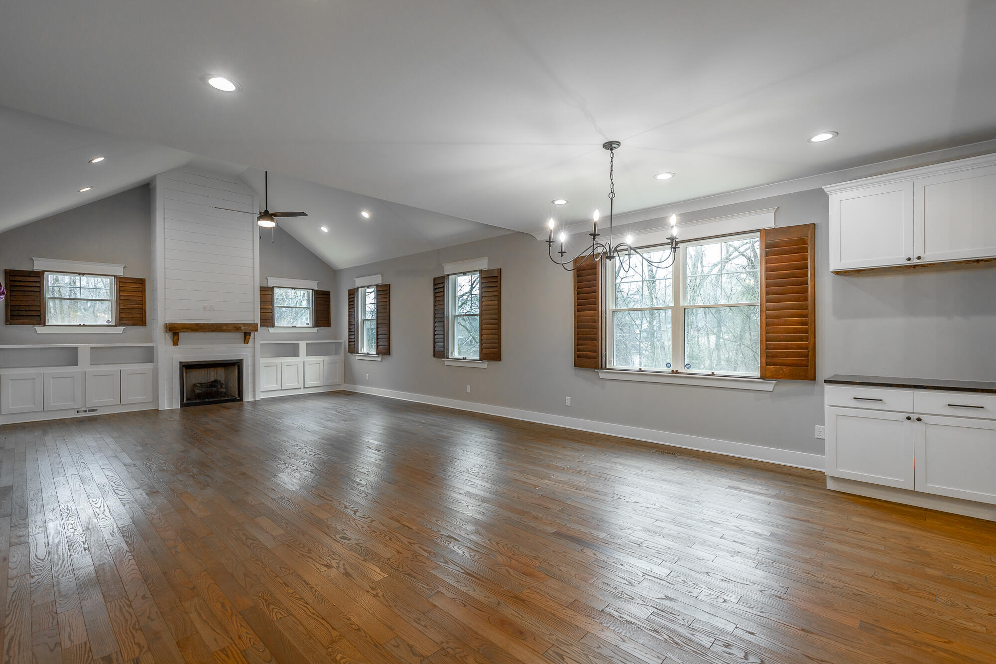 6314 Fairview Road