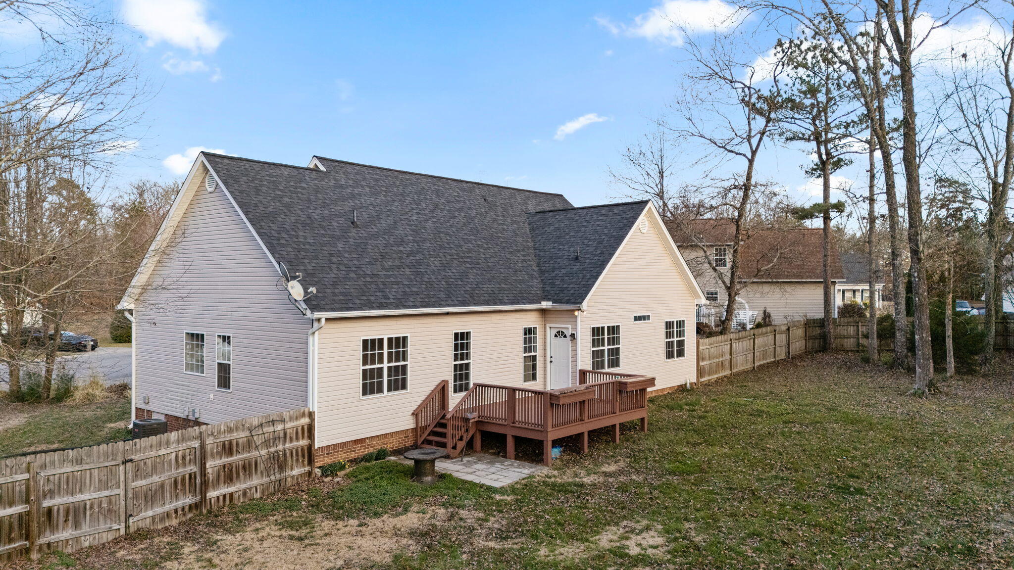 199 Savannah Ridge Trail NE