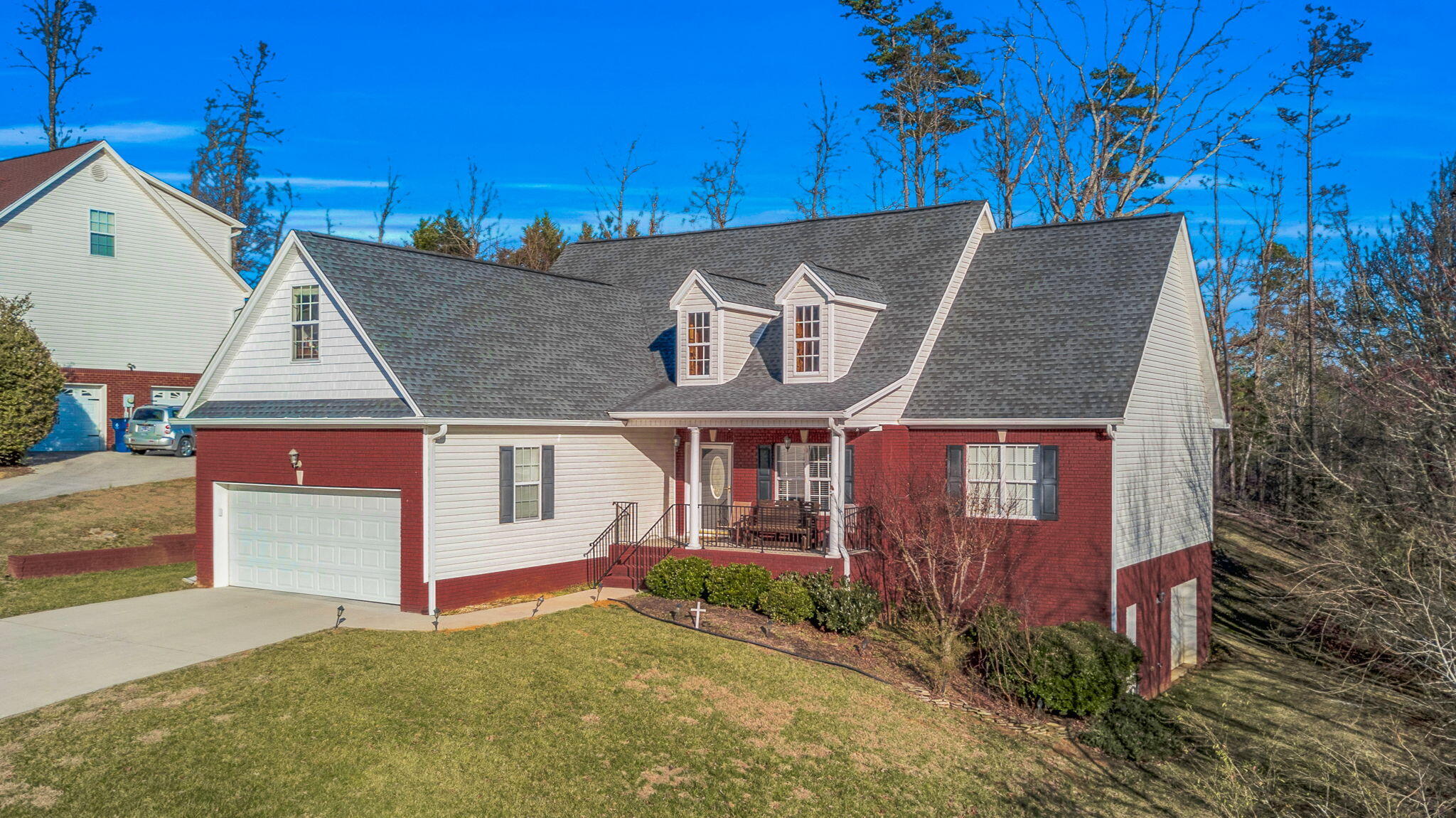 212 Brook Hollow Drive SE