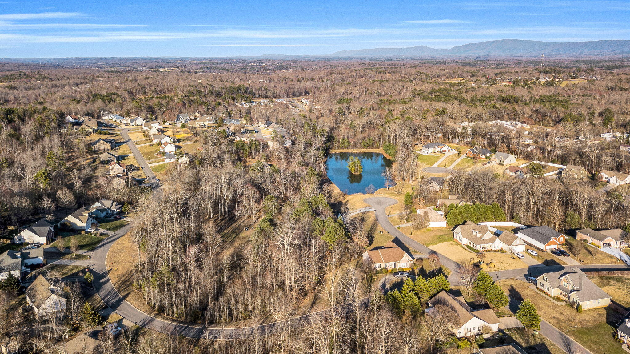 212 Brook Hollow Drive SE