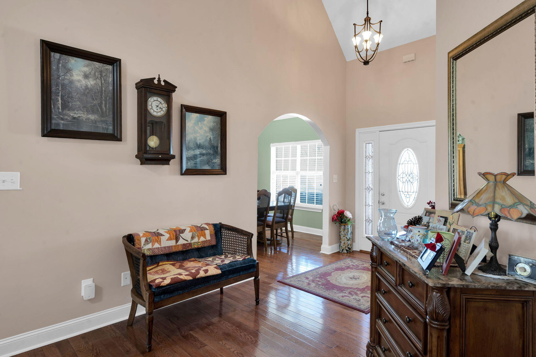 212 Brook Hollow Drive SE