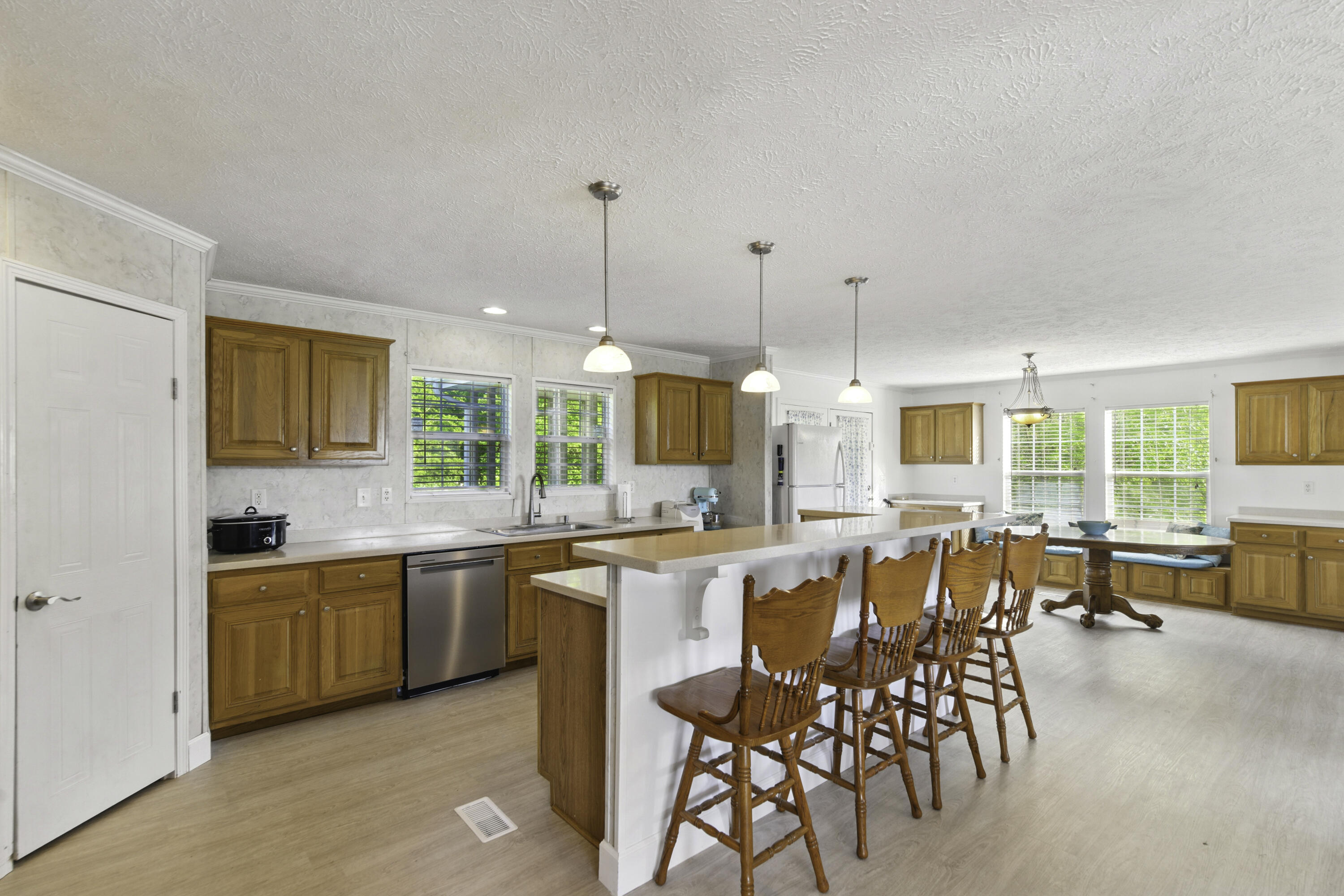110 Moonshine Lane