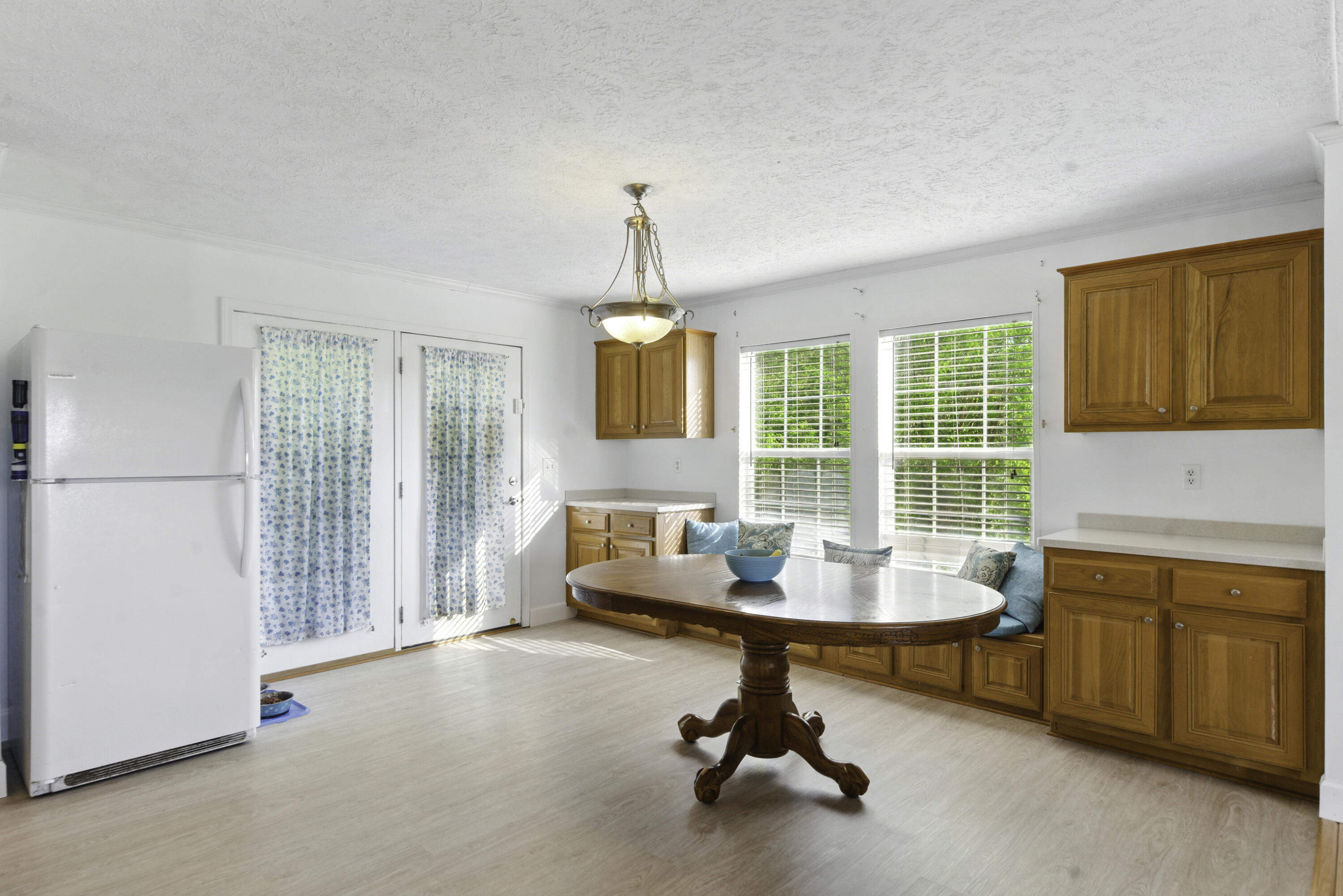 110 Moonshine Lane
