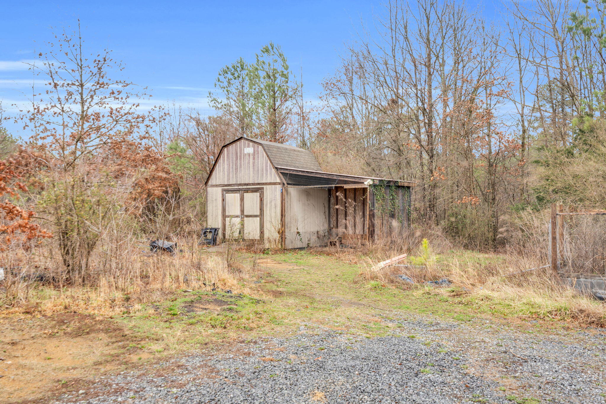 110 Moonshine Lane