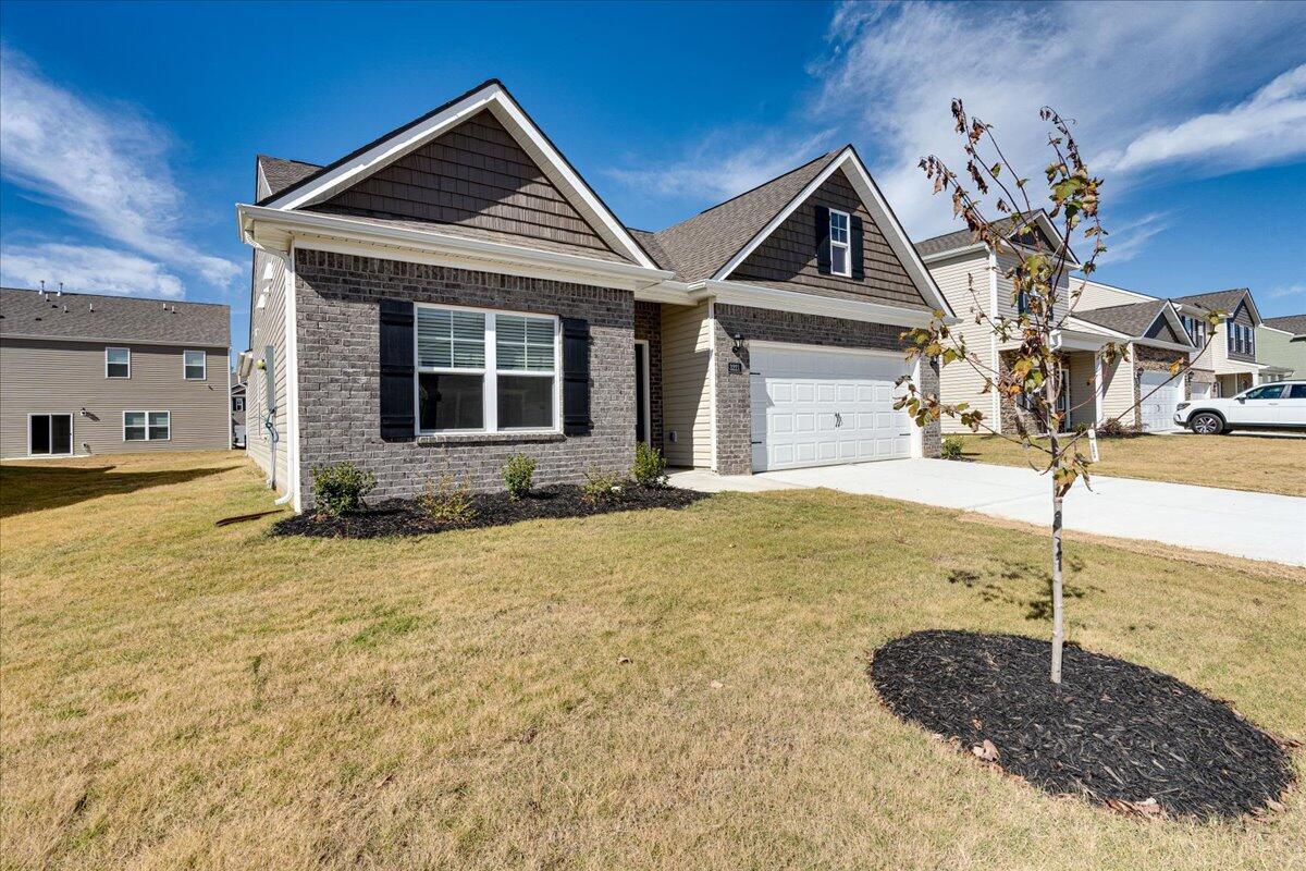 3221 Rolling Meadow Way NE