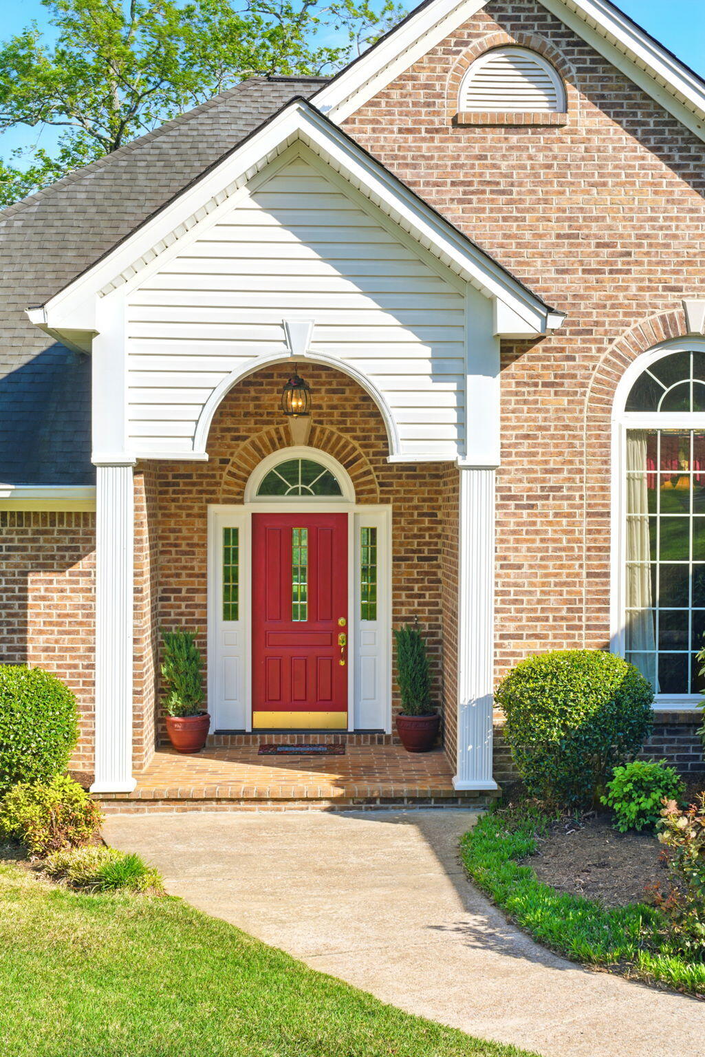 229 Nychole Drive SE