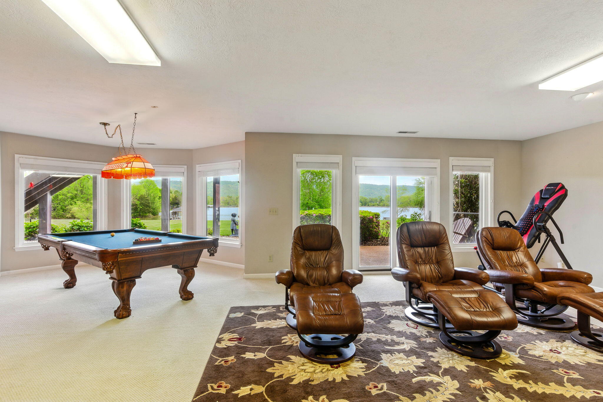 9060 Gull Lane