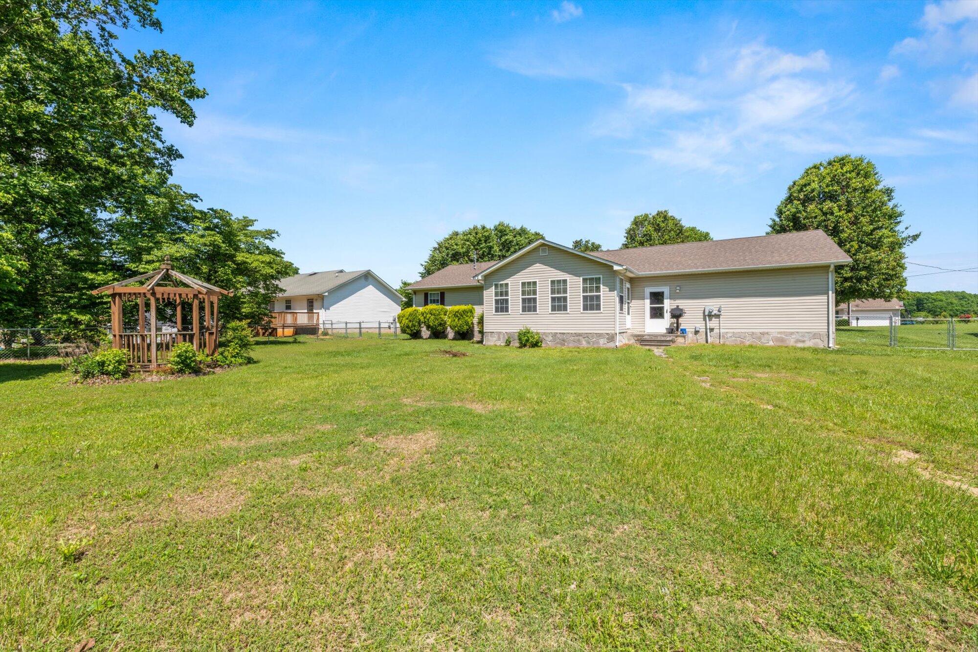 183 County Road 537
