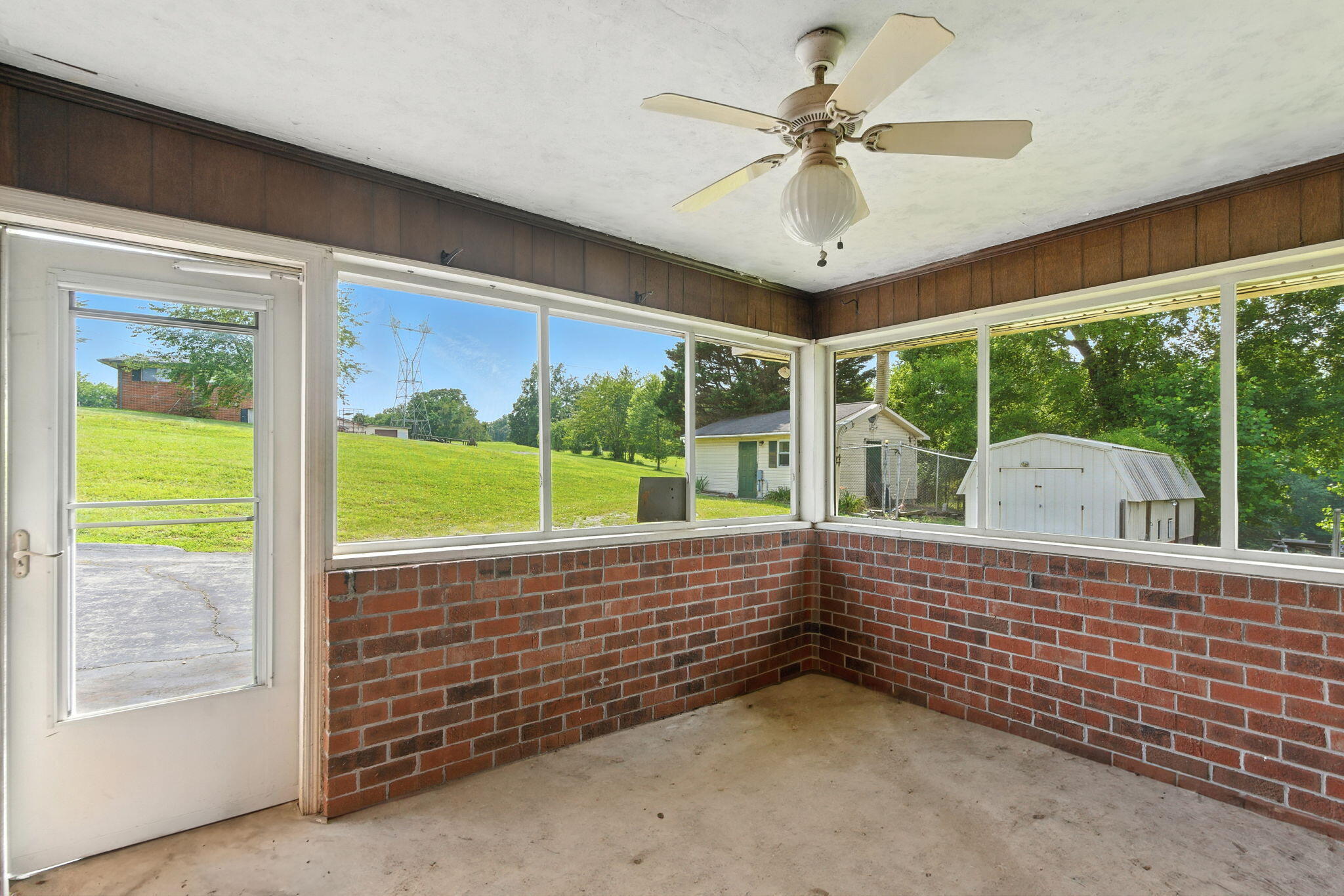 272 Hiwassee Road NW