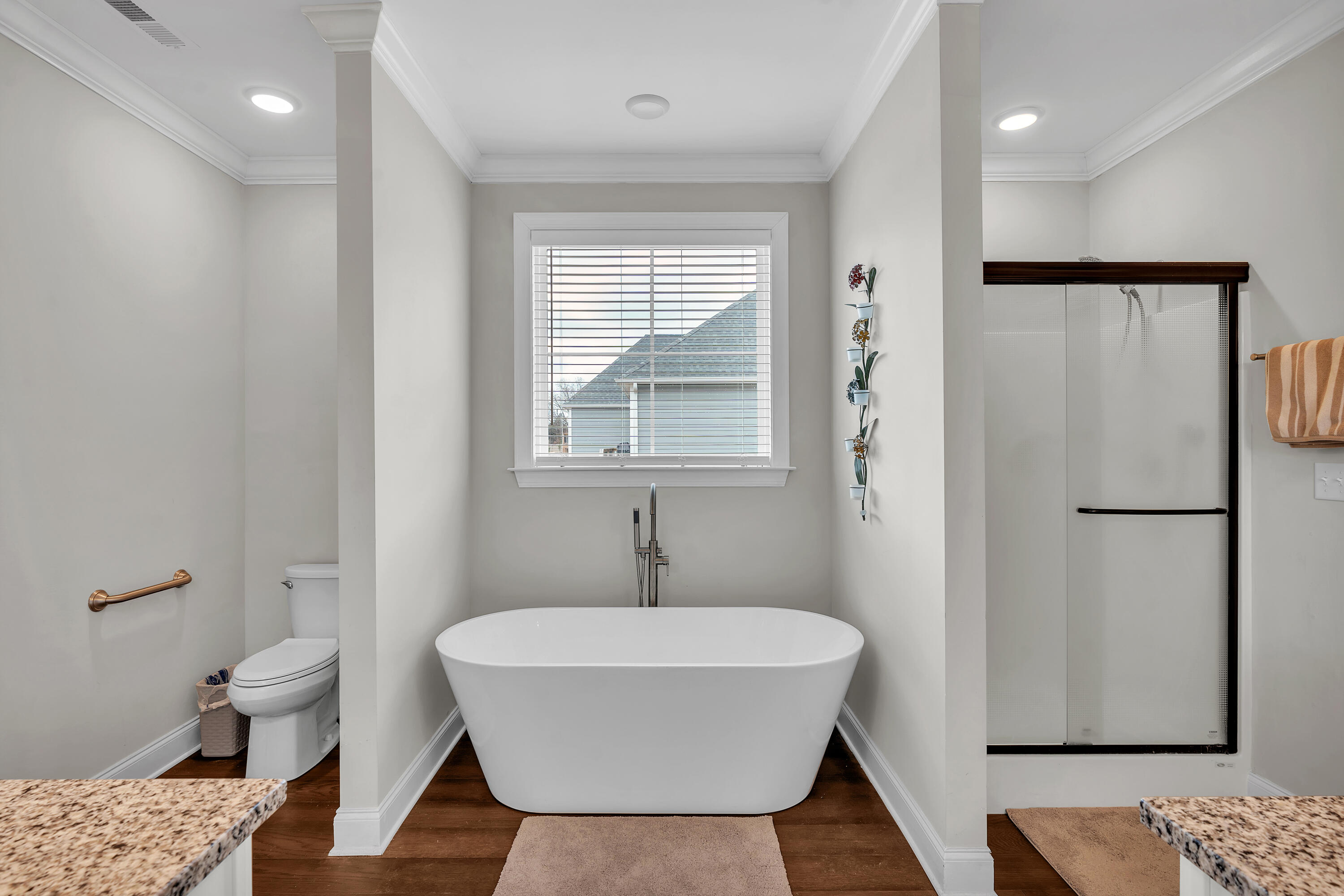 239 Eagle Creek Road NW