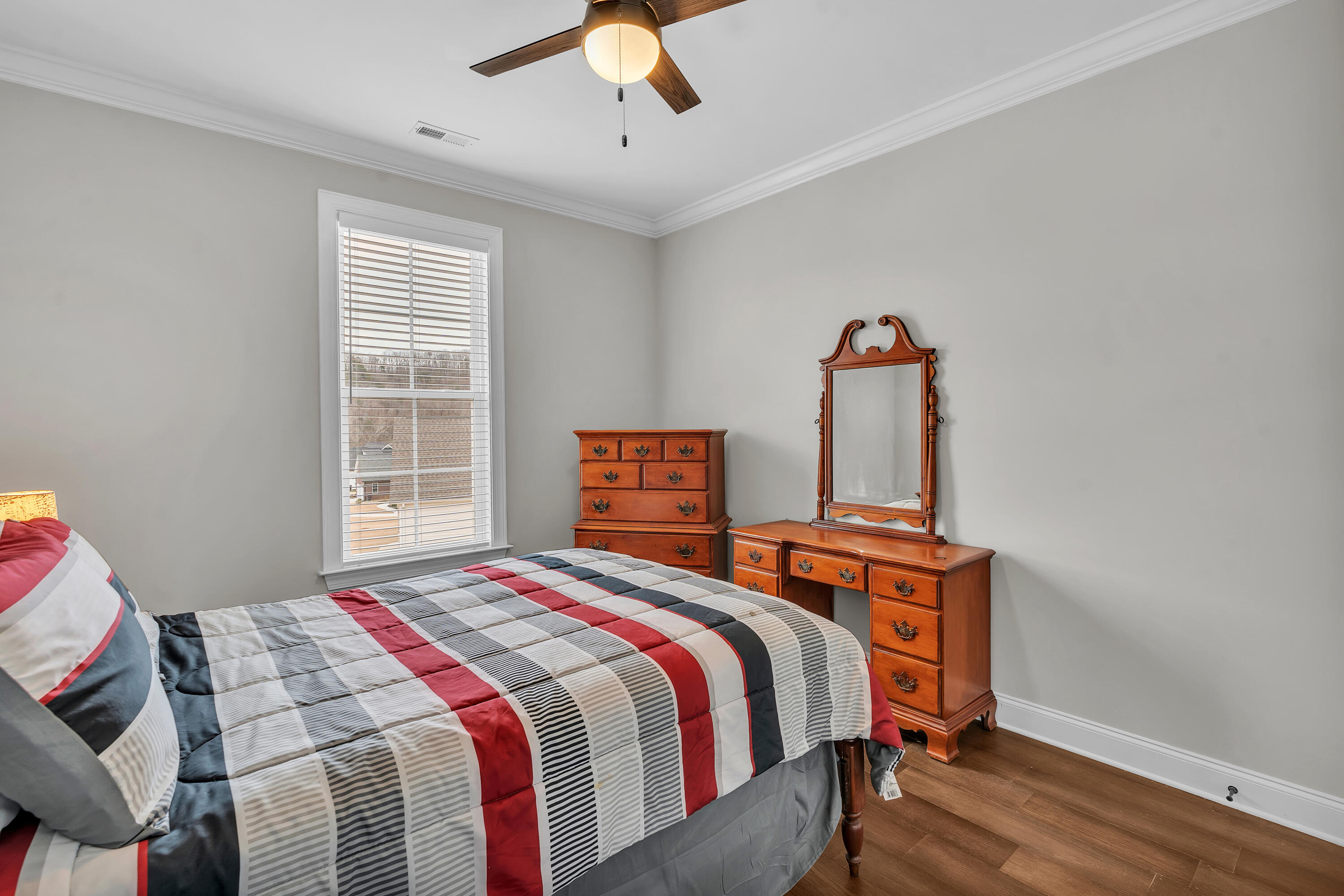 239 Eagle Creek Road NW