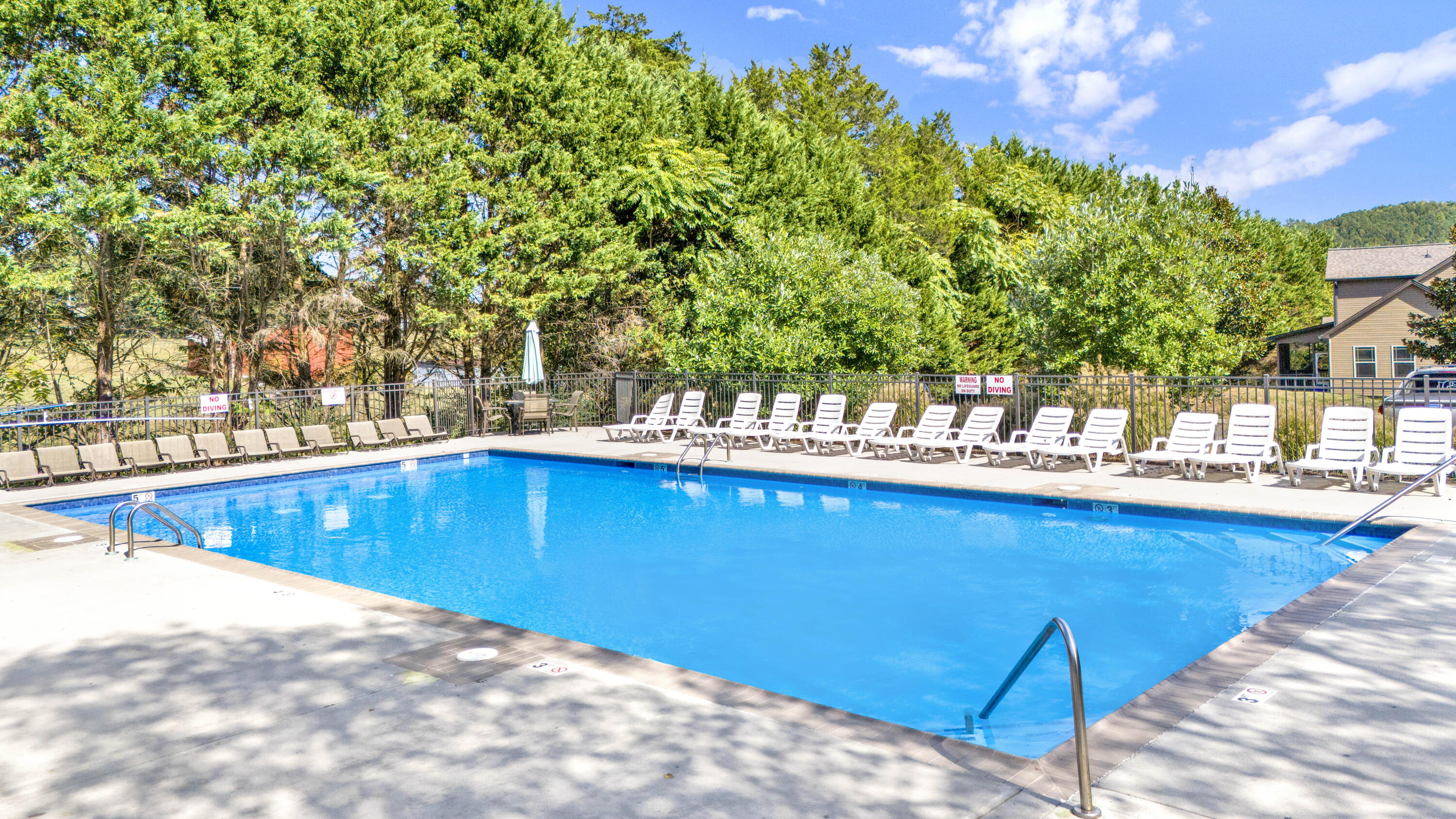 239 Eagle Creek Road NW