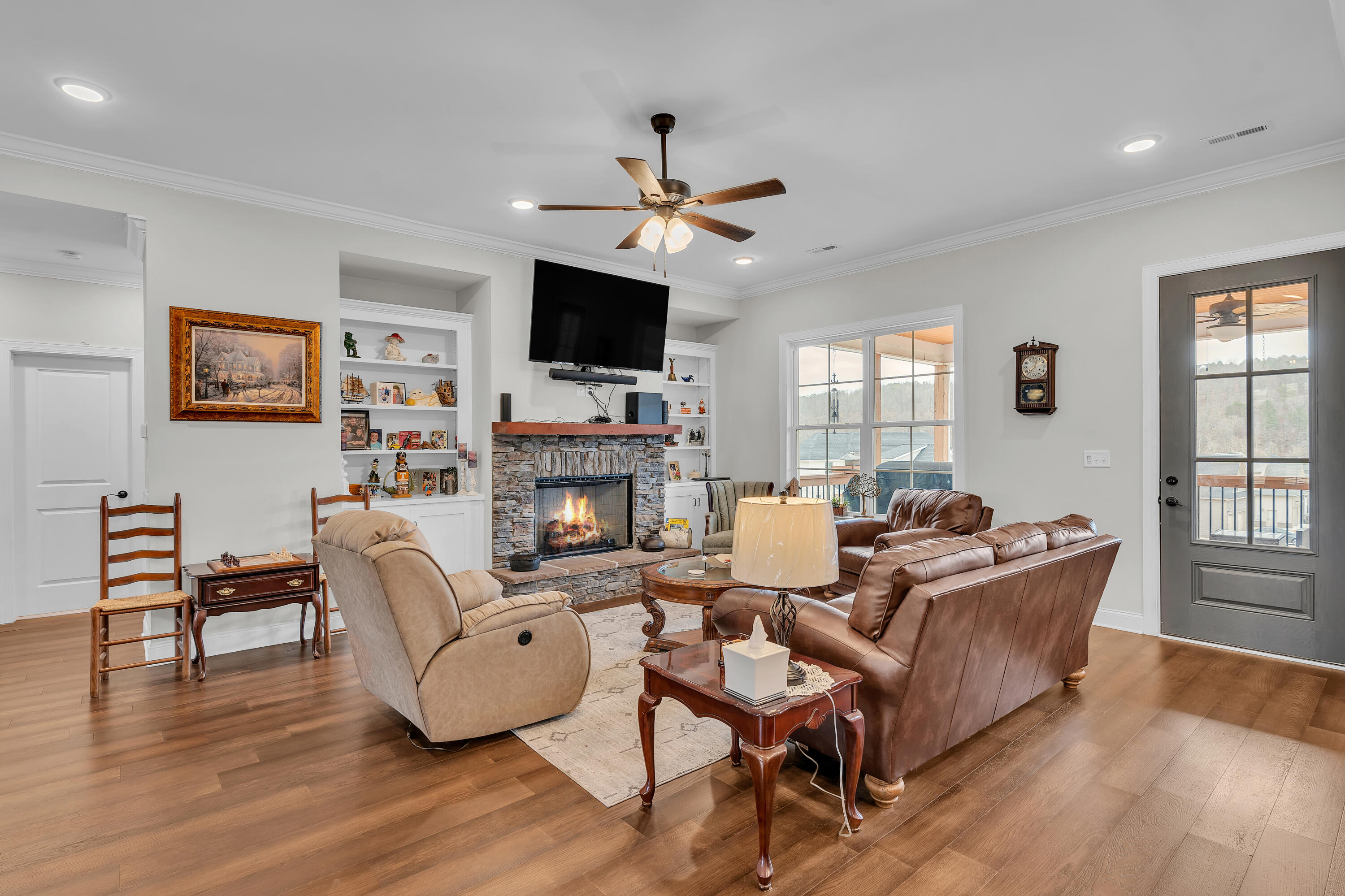 239 Eagle Creek Road NW