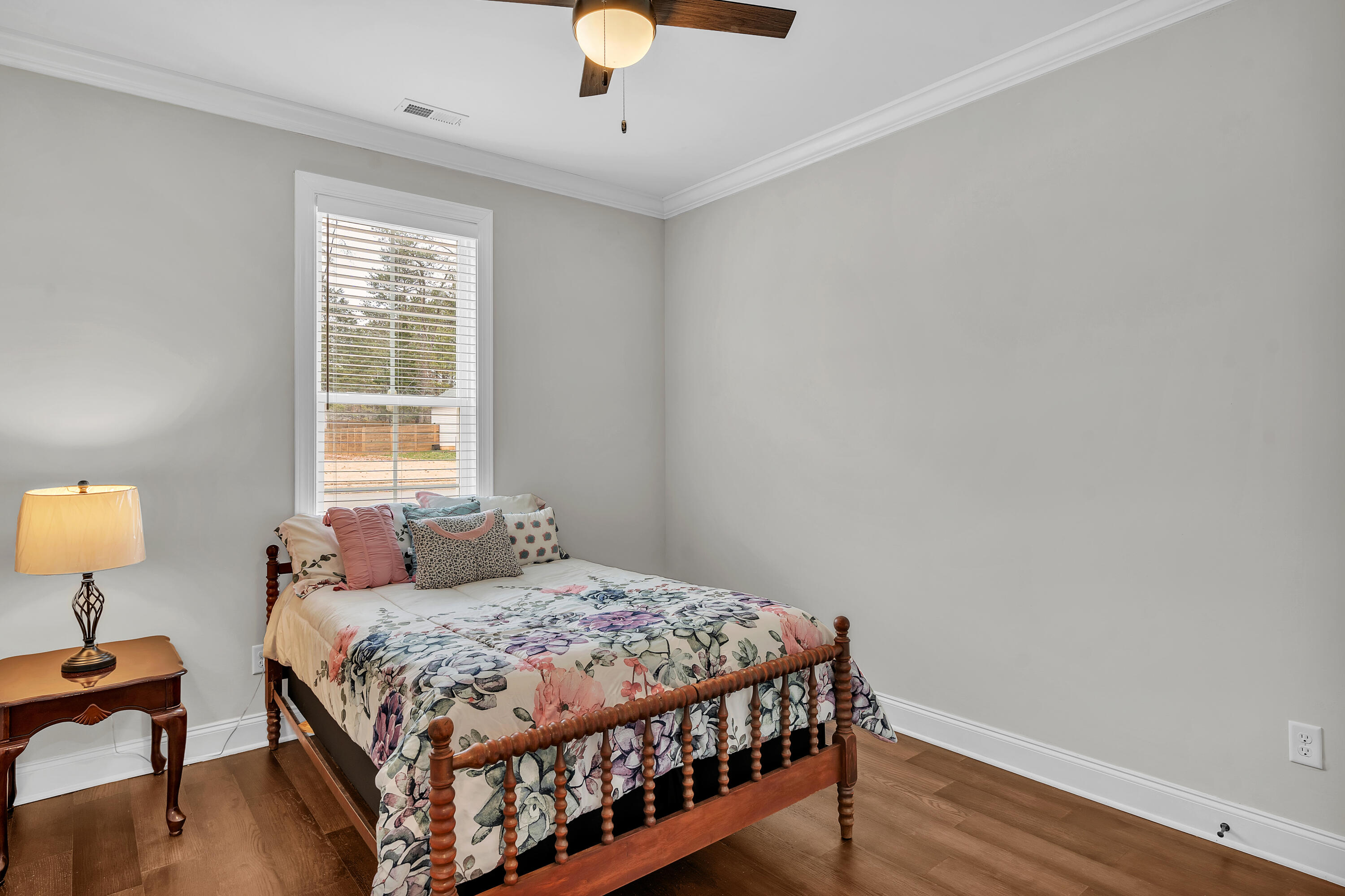 239 Eagle Creek Road NW