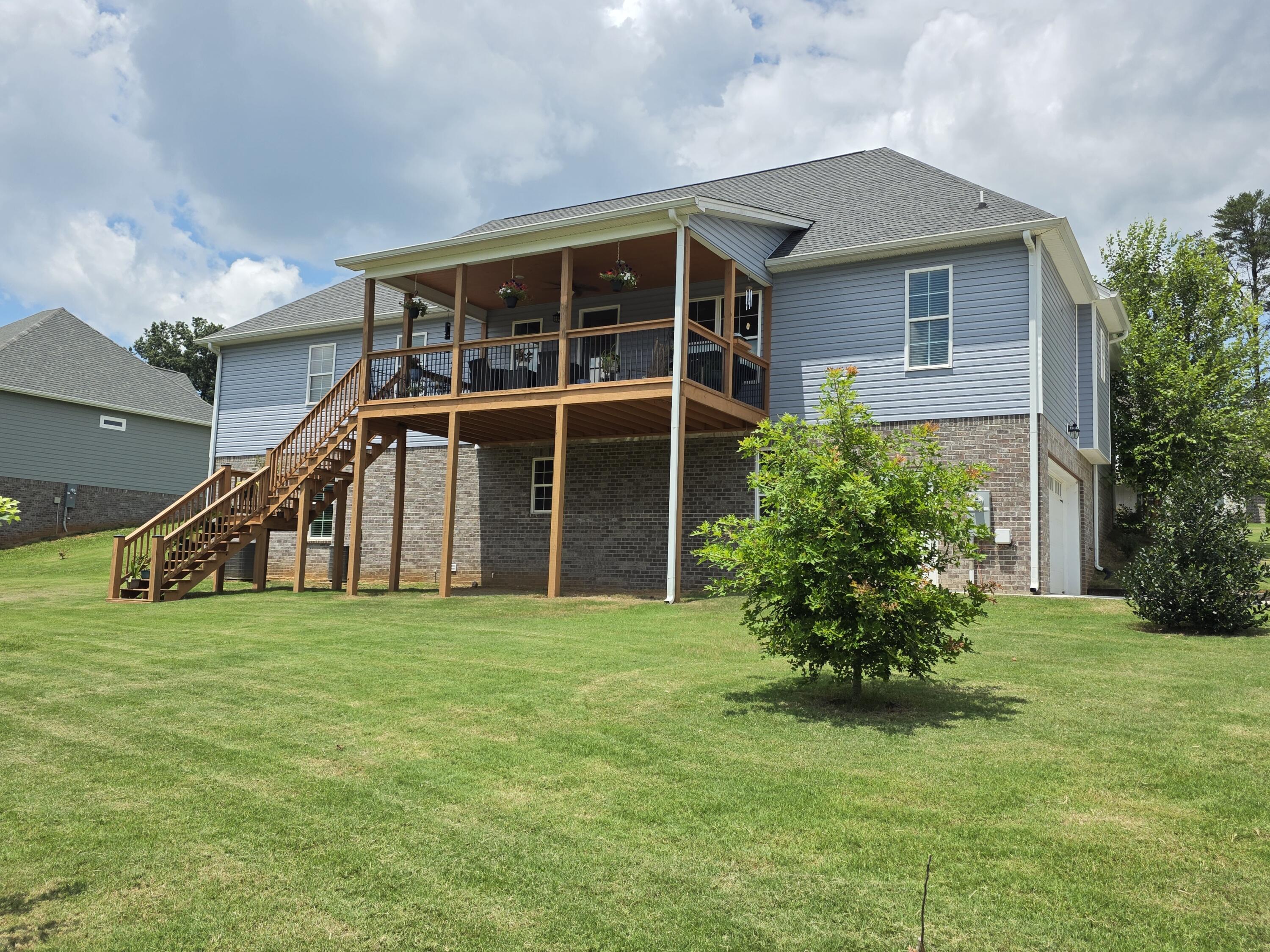 239 Eagle Creek Road NW