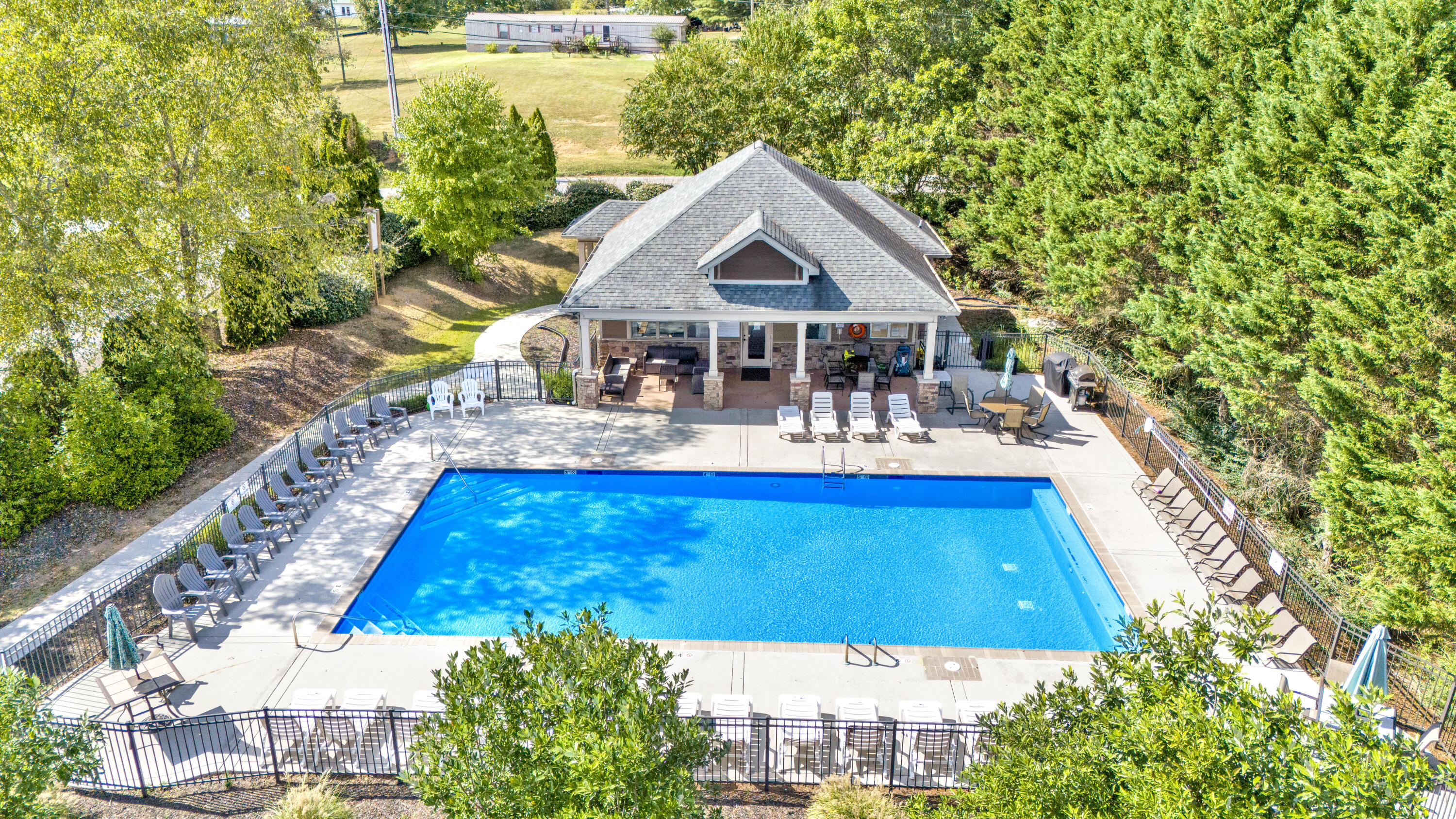 239 Eagle Creek Road NW