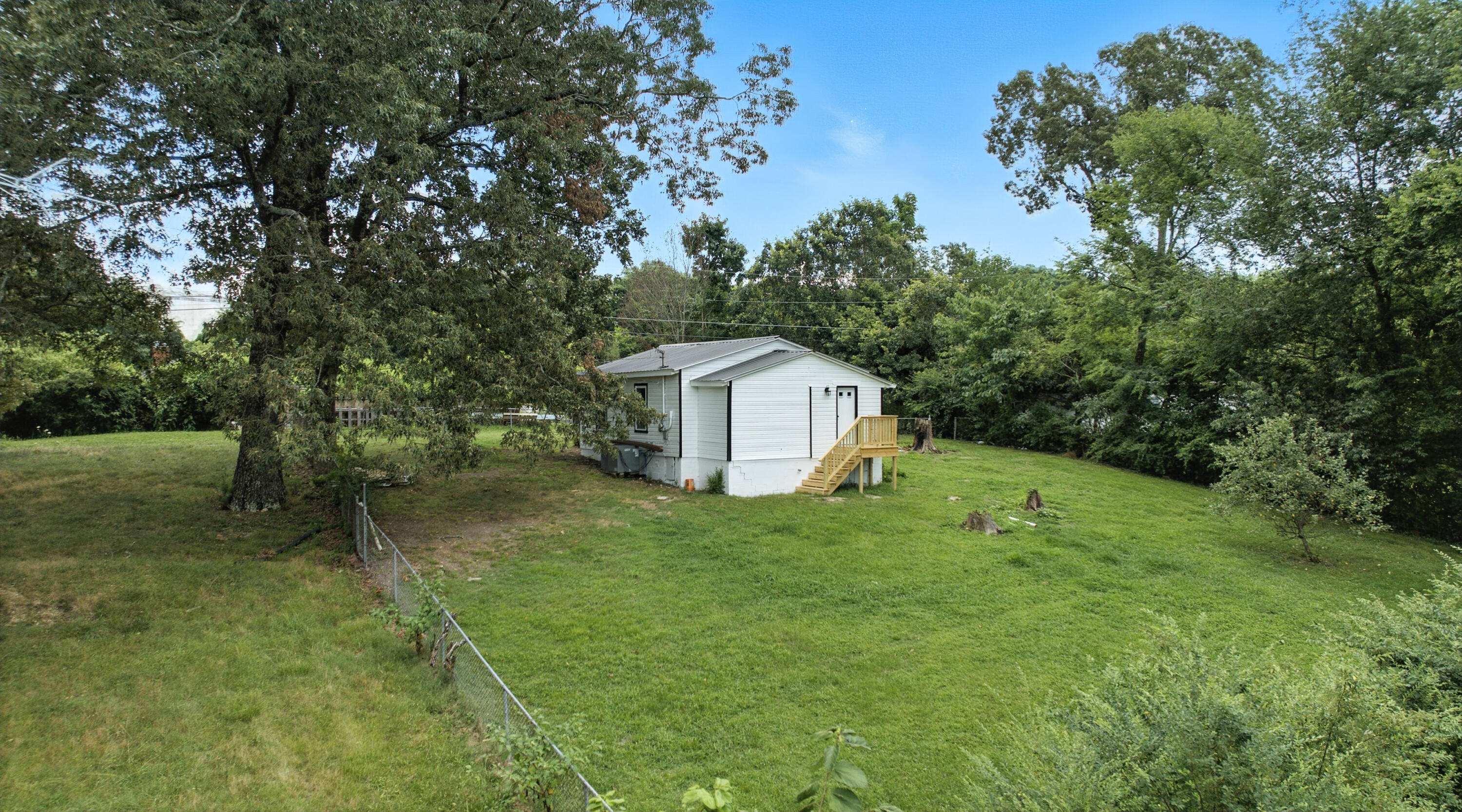 1385 Overhead Bridge Road NE