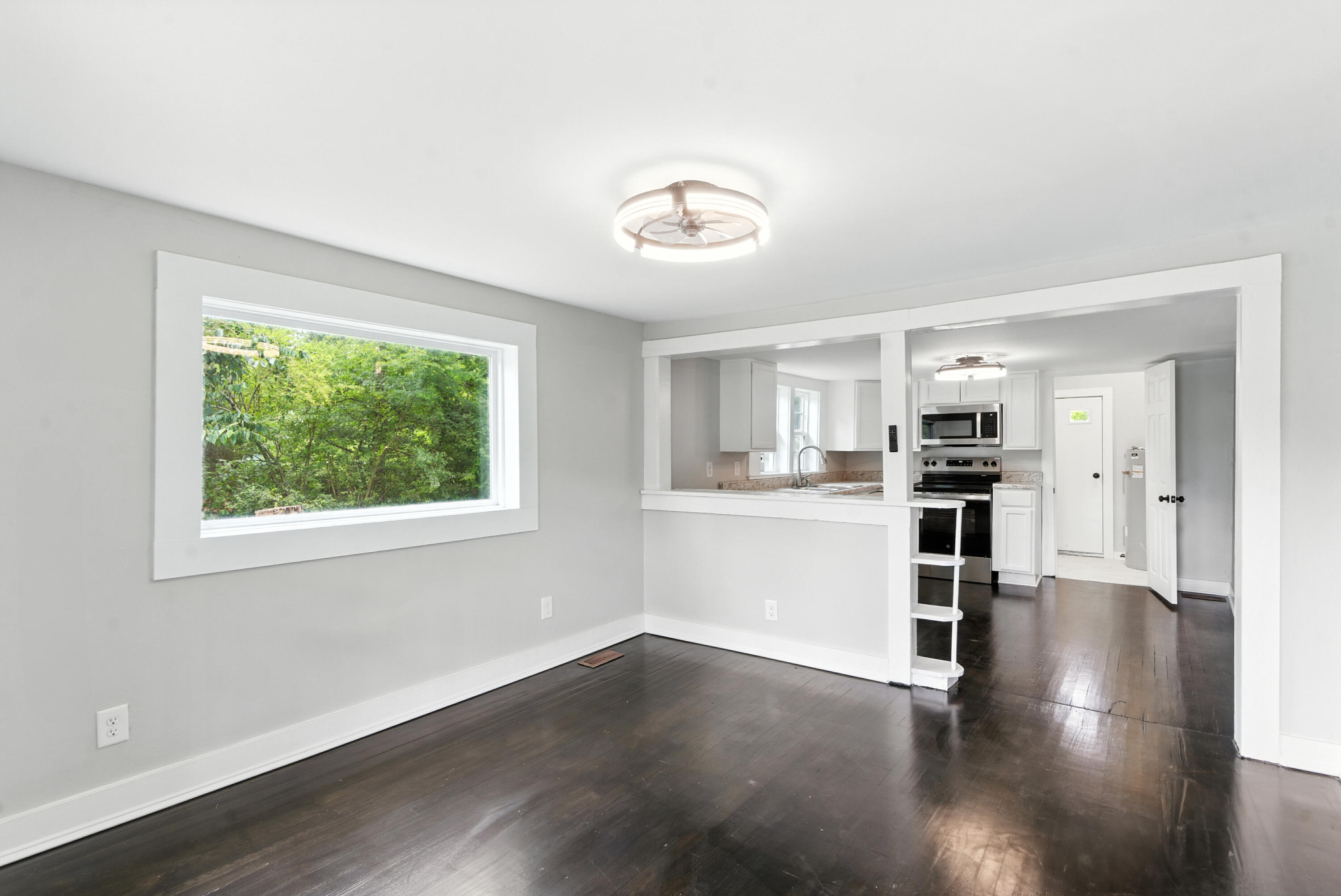 1385 Overhead Bridge Road NE