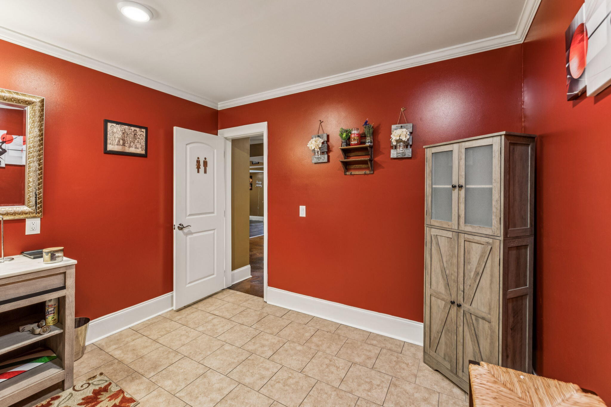 9880 Fieldcrest Drive