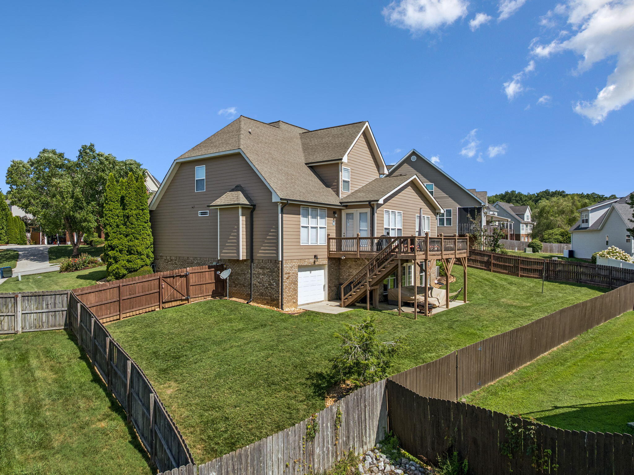 9880 Fieldcrest Drive